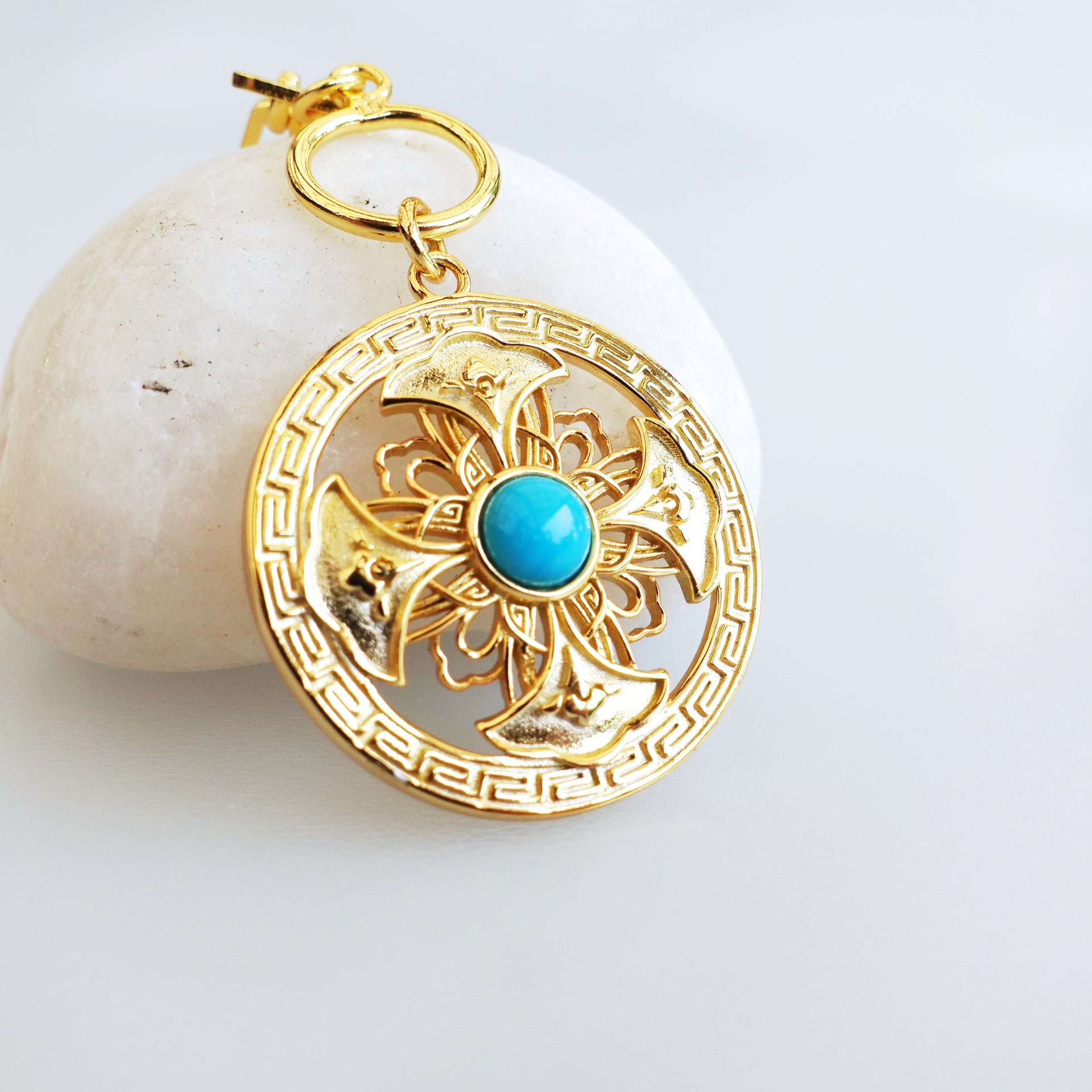 Auspicious Flower Turquoise Pendant Necklace - Yun Boutique