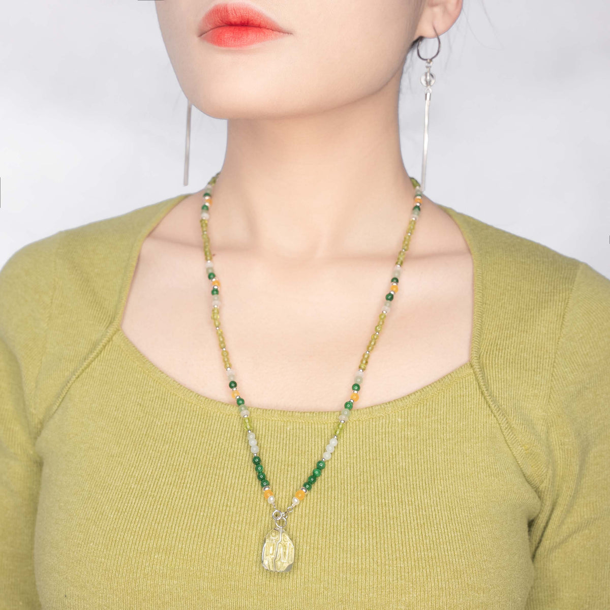 Yun Boutique, Asian Boutique Jewelry from New York. Multistyle, Peridot necklace, August Birthstone necklace, sterling silver necklace, lariat necklace, beaded necklace, green stone necklace, green crystal necklace, green beads necklace, long beaded necklace, crystal beads necklace, handmade necklace, gemstone necklace,  crystal necklace for women, healing crystal necklace, real crystal necklace. 