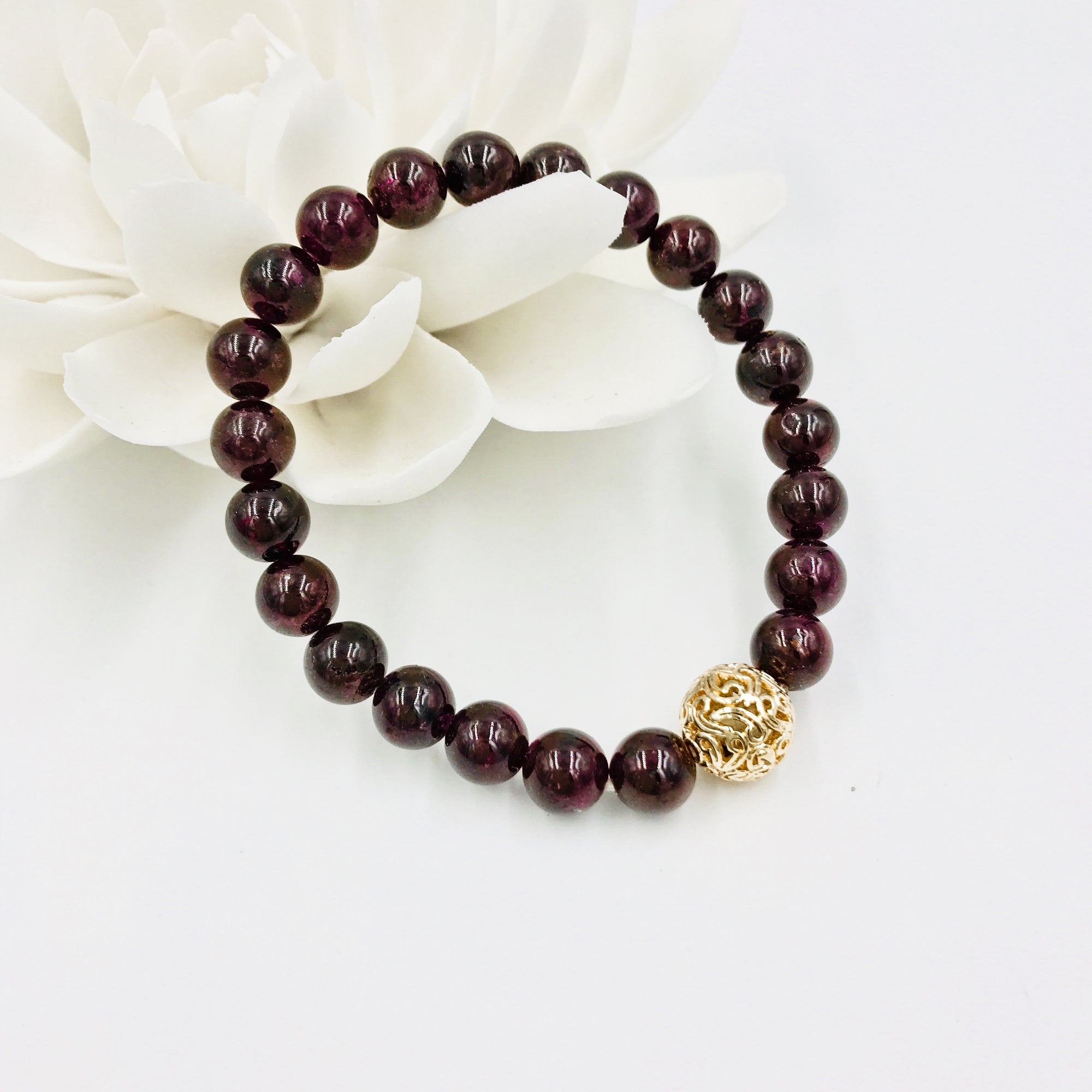 Auspicious Beaded Garnet Bracelet 8mm - Yun Boutique