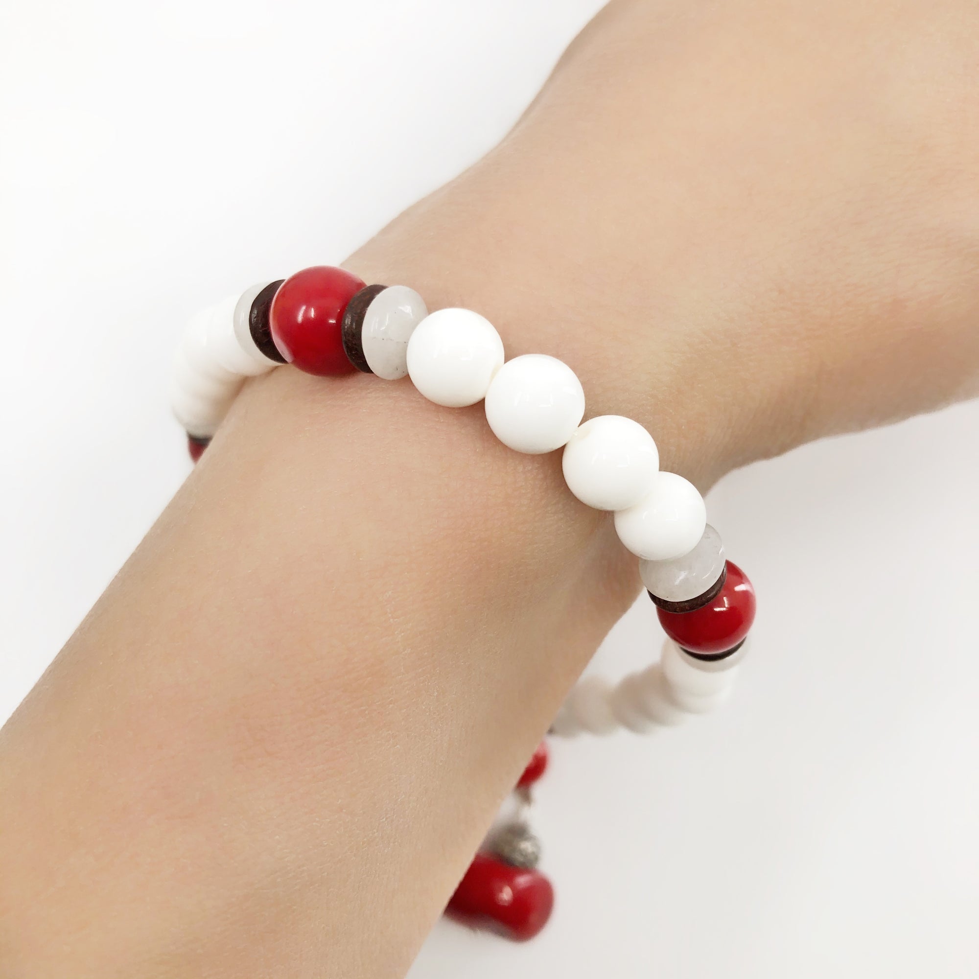 Plum Blossom Beaded Red Coral Bracelet - Yun Boutique