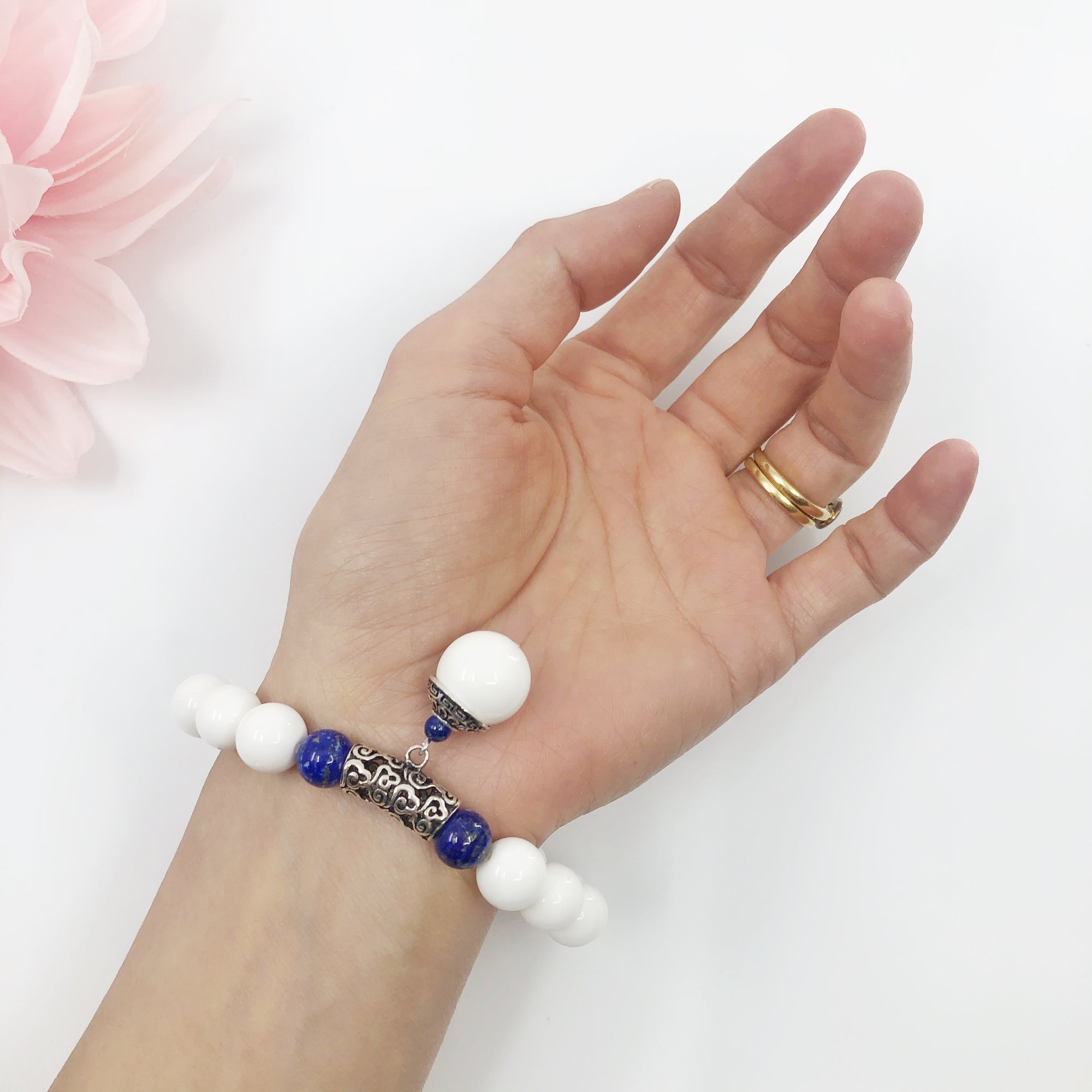 Auspicious Beaded Tridacna Bracelet 10mm - Yun Boutique