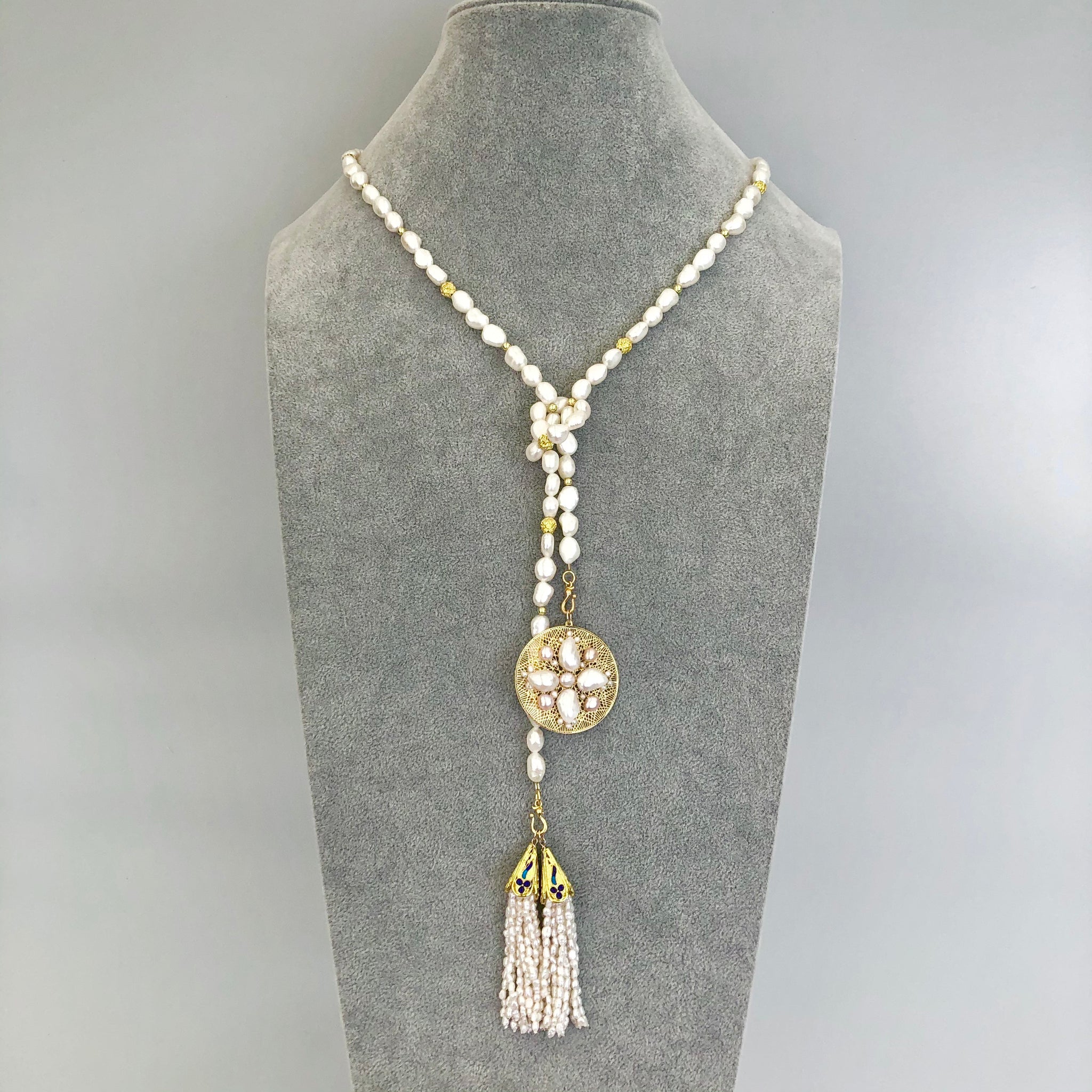 New Lariat Jewelry | | Multi-style Yun Pearl Boutique Asian York Necklace Set from Boutique Baroque