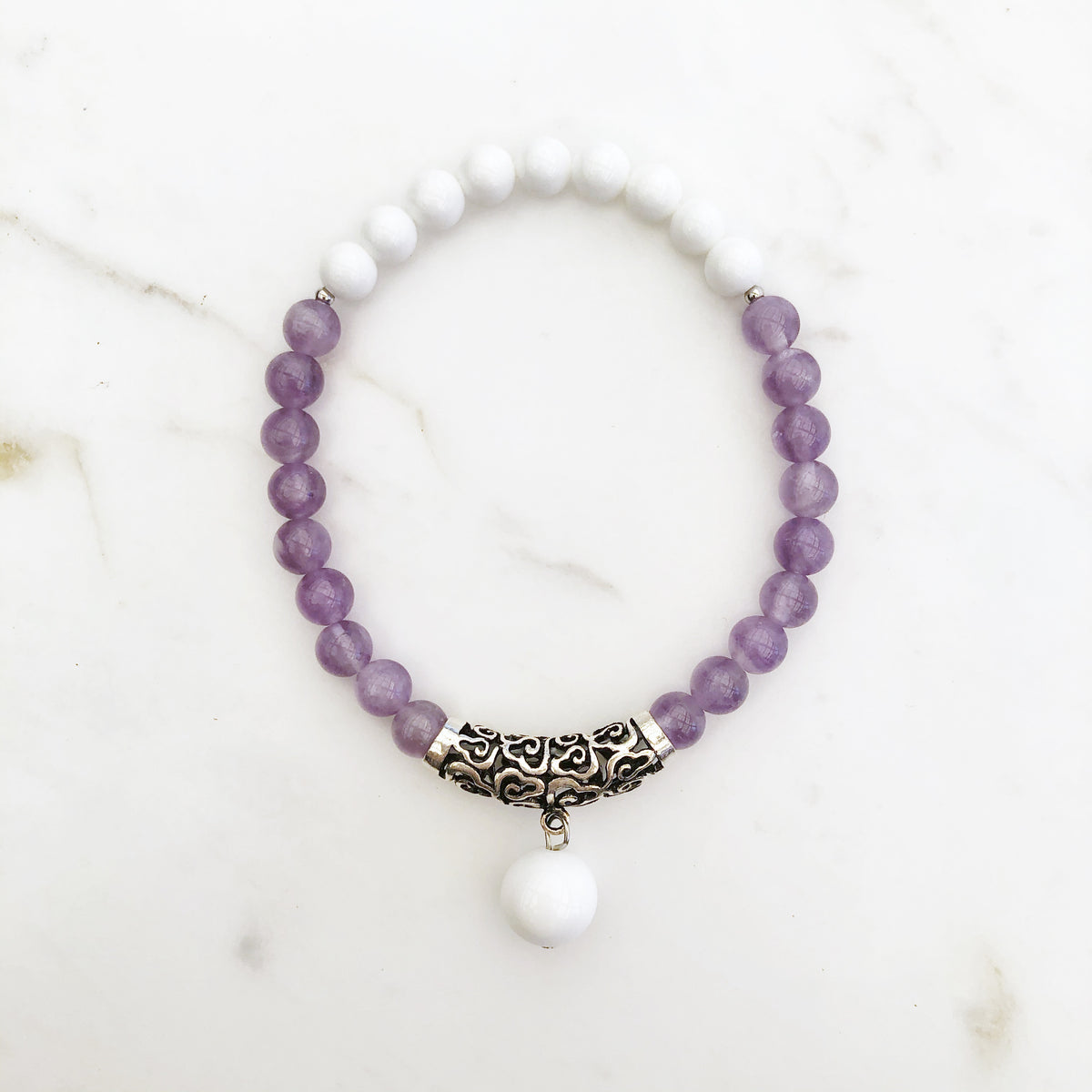 Tridacna and Amethyst Auspicious Clouds Bracelet