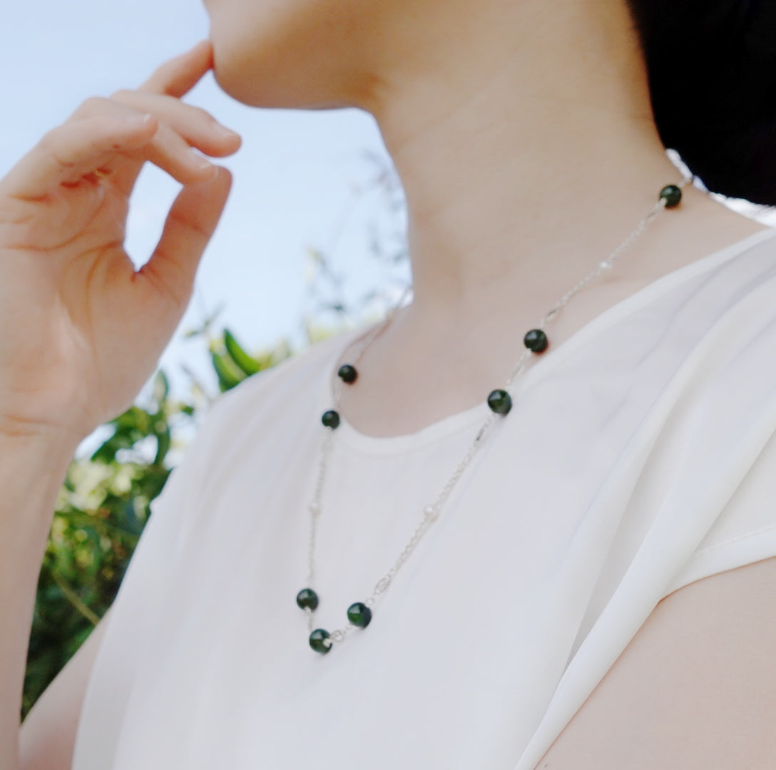 Yun Boutique The Nine Green Phantom Long Necklace