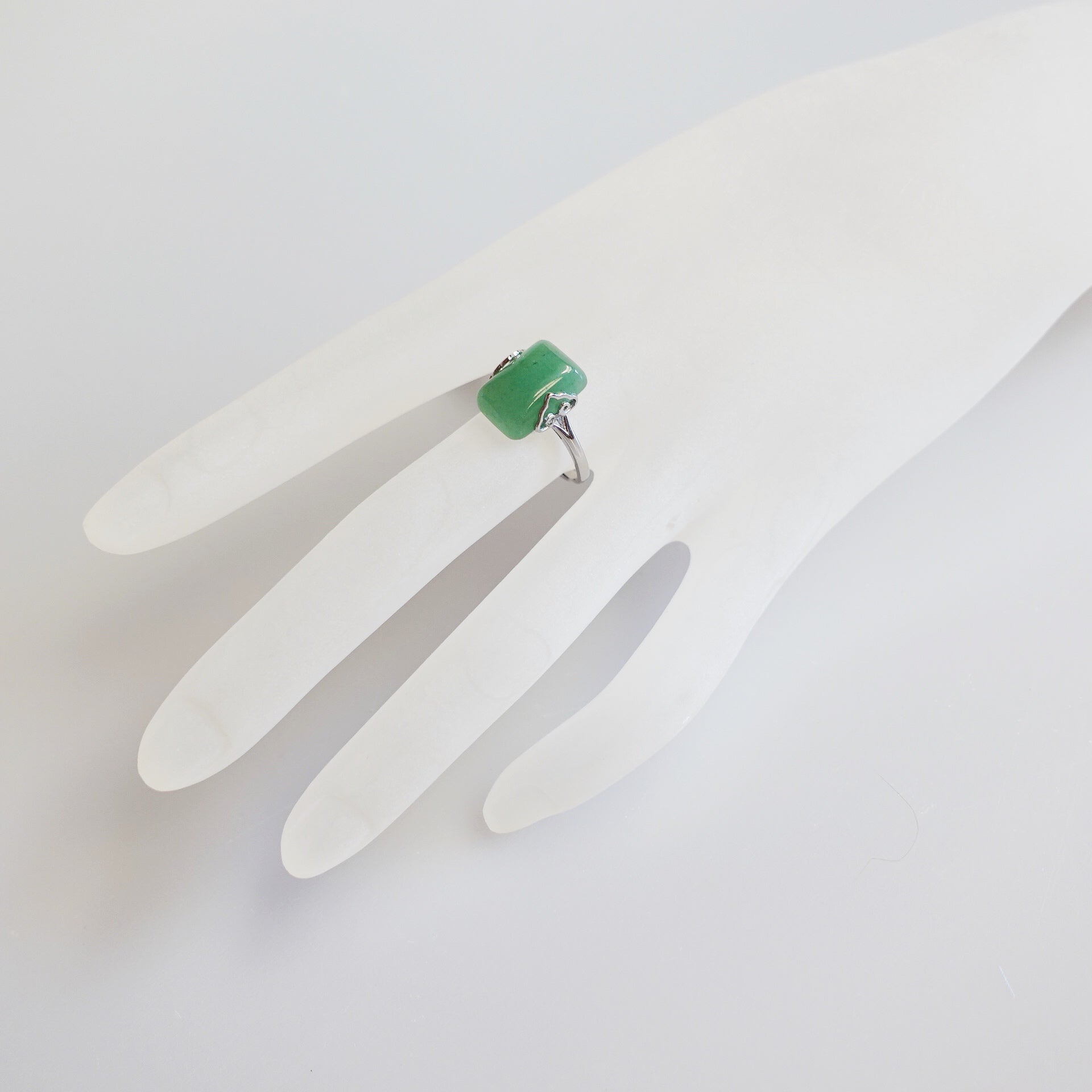 Green Aventurine Ring, Green Gemstone ring, Crystal ring, cocktail ring, sterling silver ring, vintage ring, silver rings for women, rectangle ring, gem rings, handmade ring, real silver rings, 925 ring, boutique ring, Asian ring, Yun Boutique Ring.