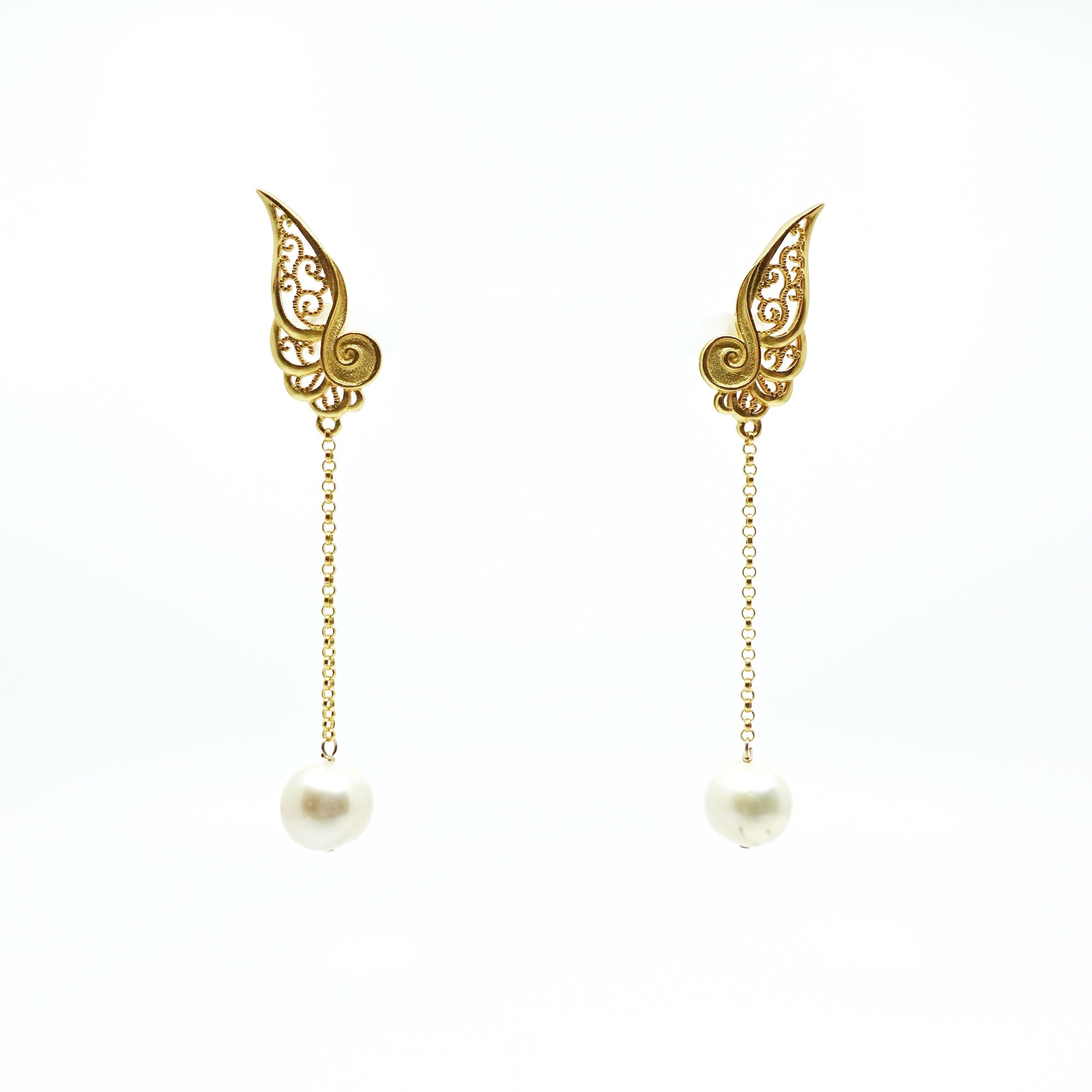 Filigree Angel Wings Pearl Studs - Yun Boutique