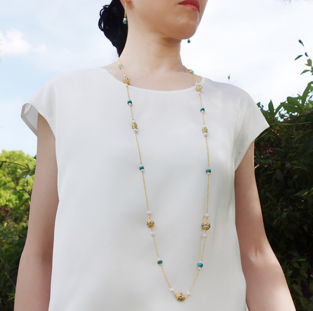 Yun Boutique The Nine Antique Style Long Necklace and Earrings Set