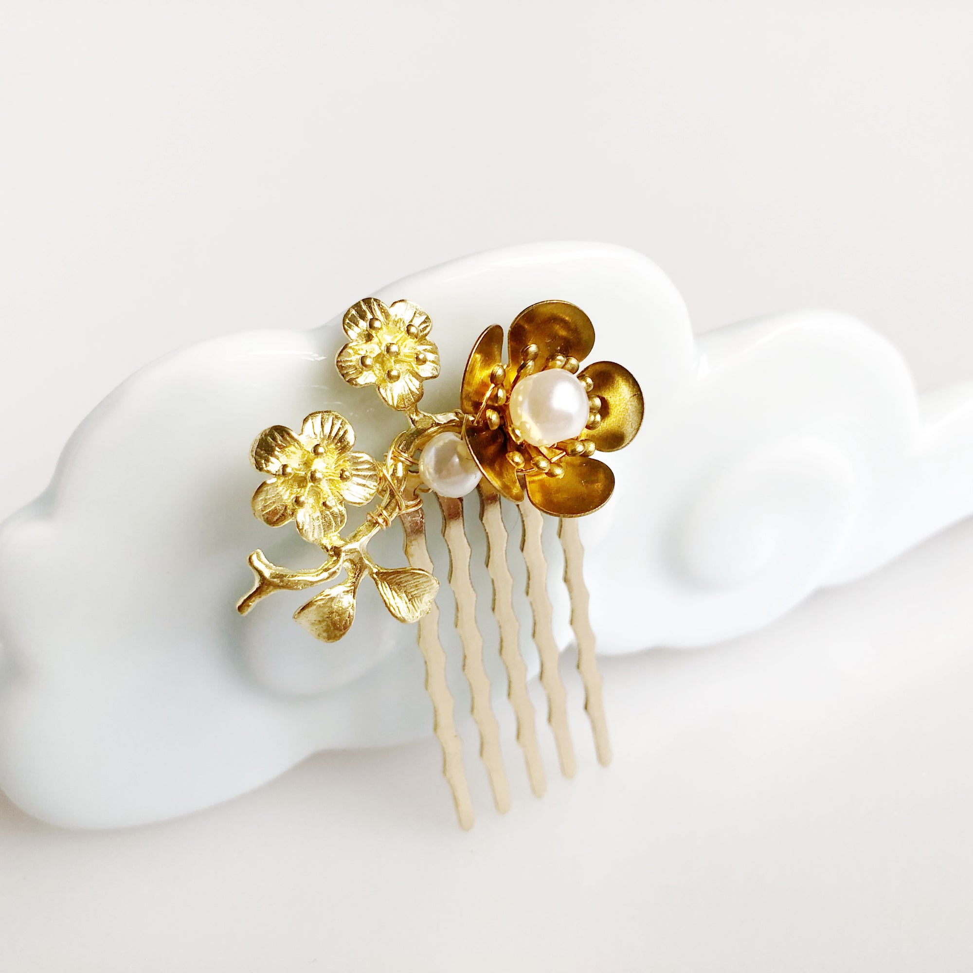 Gold Plum Blossom Hair Combs