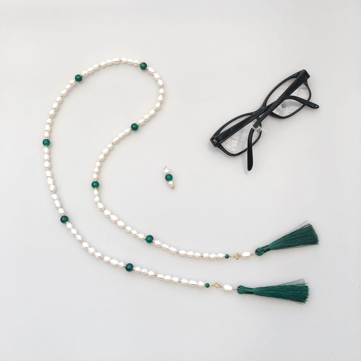 Yun Boutique Beaded Pearl Lariat Necklace Set with Green Tassels