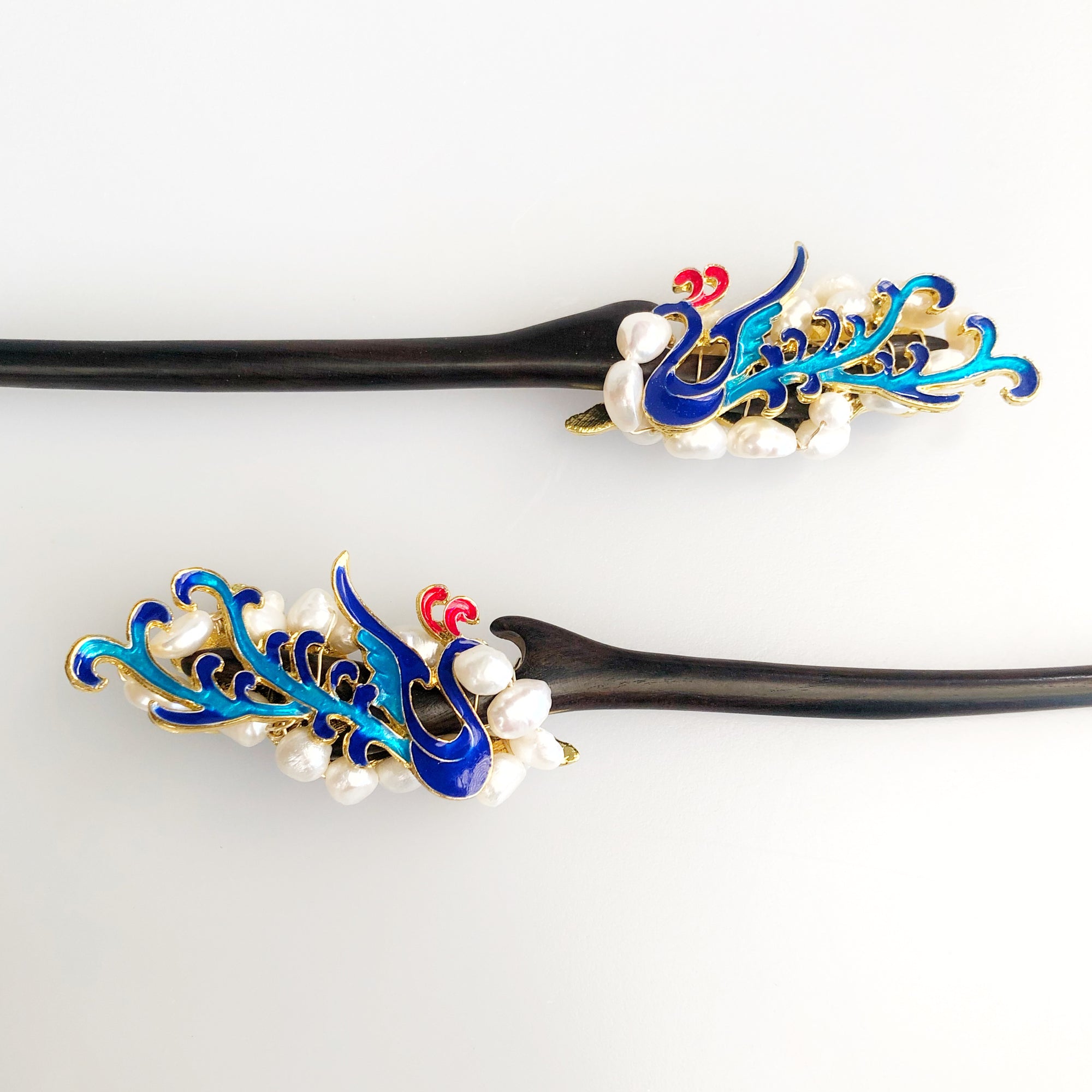 Yun Boutique Auspicious Baroque Pearl Enamel Wood Hair Stick