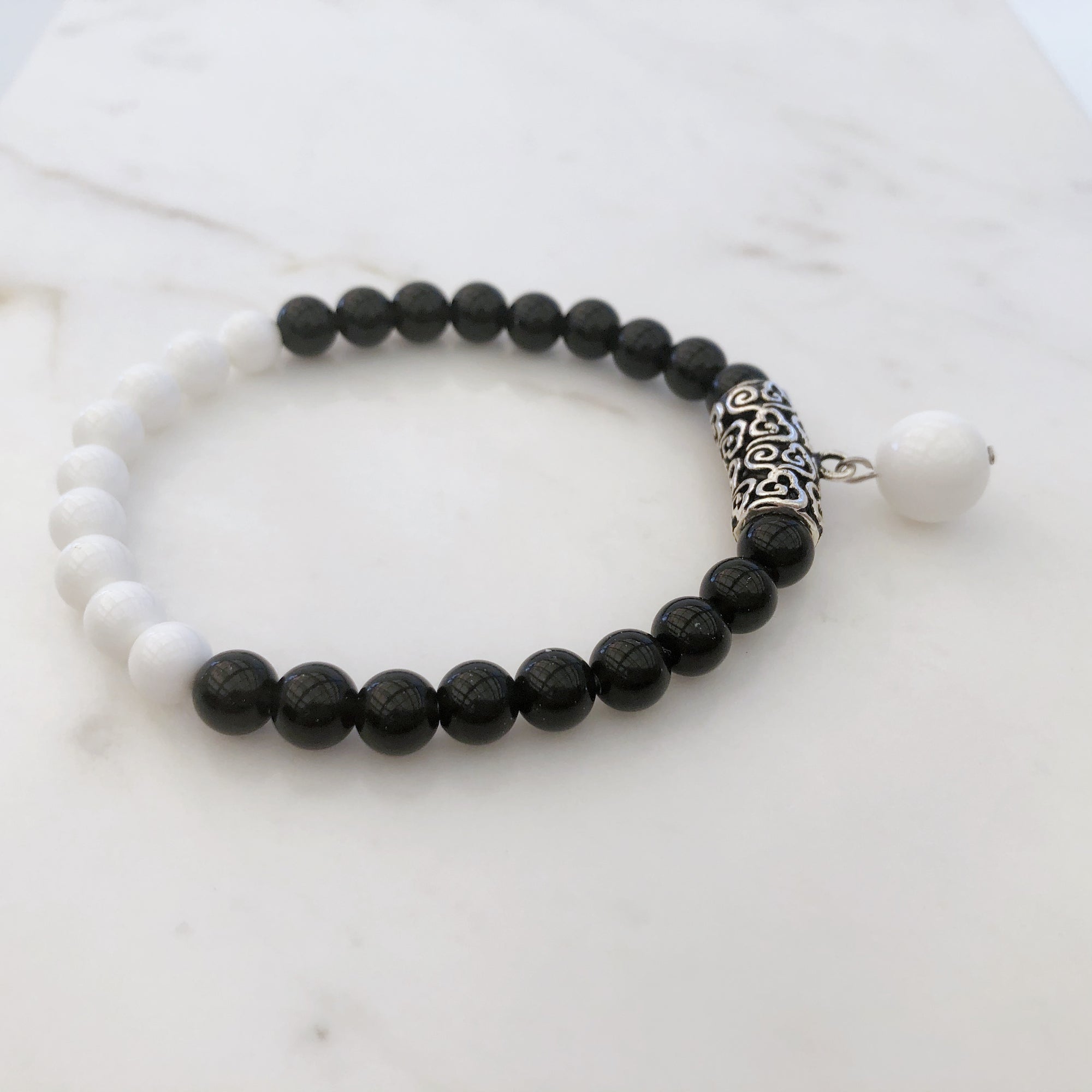 Obsidian and Tridacna Auspicious Clouds Bracelet