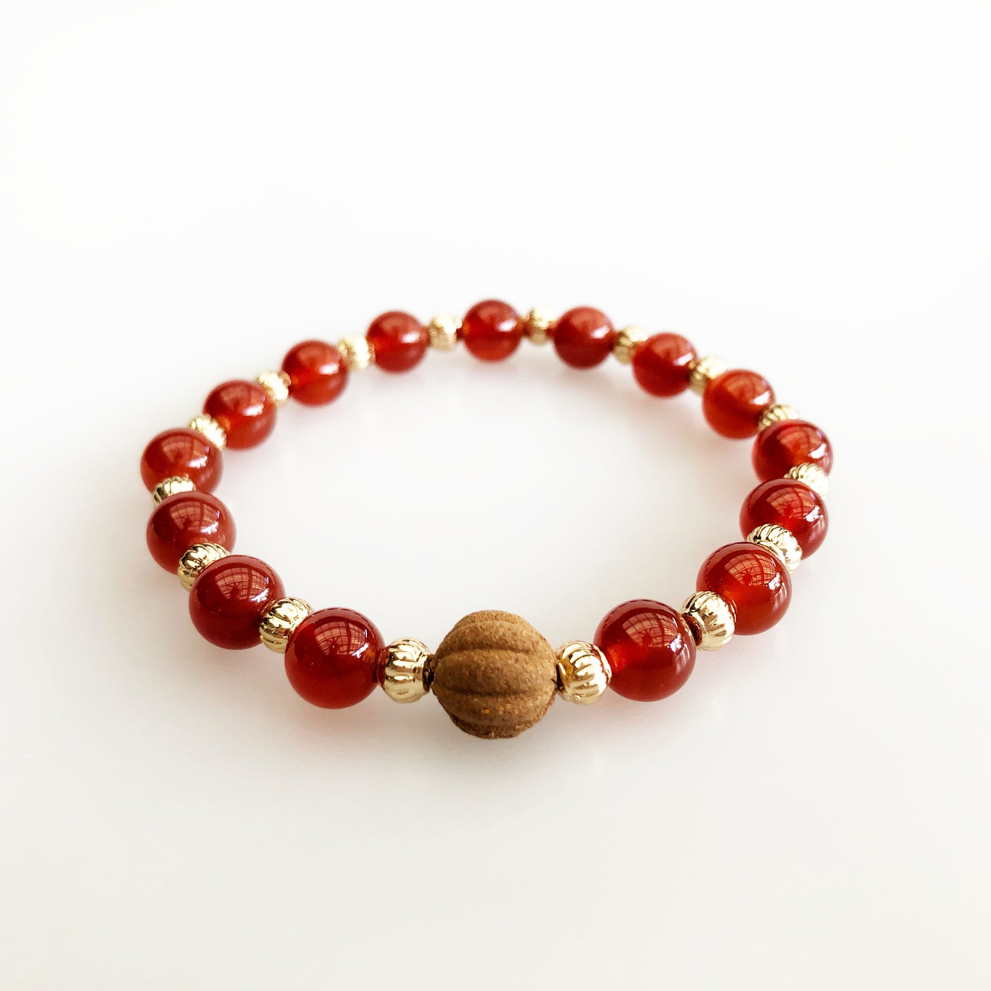 Vintage Style 8mm Carnelian Herbal Bracelet - Yun Boutique