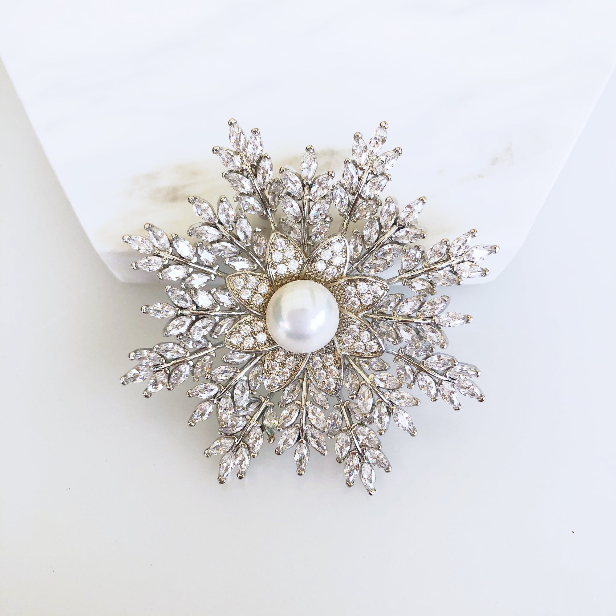 Silver Plated Snowflake Zircon Brooch Pendant