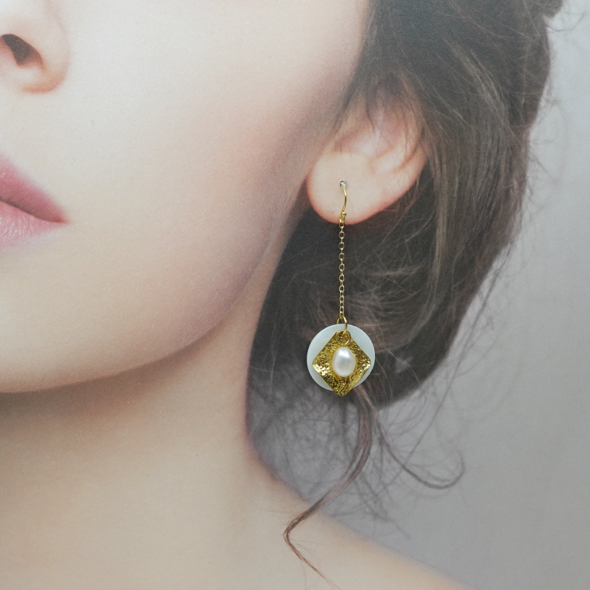 Memory of Ancient Kingdom Dangle Earrings Gold - Yun Boutique