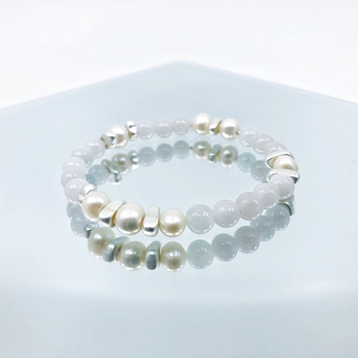 Pale Purple Jadeite and Pearl Beaded Bracelet - Yun Boutique