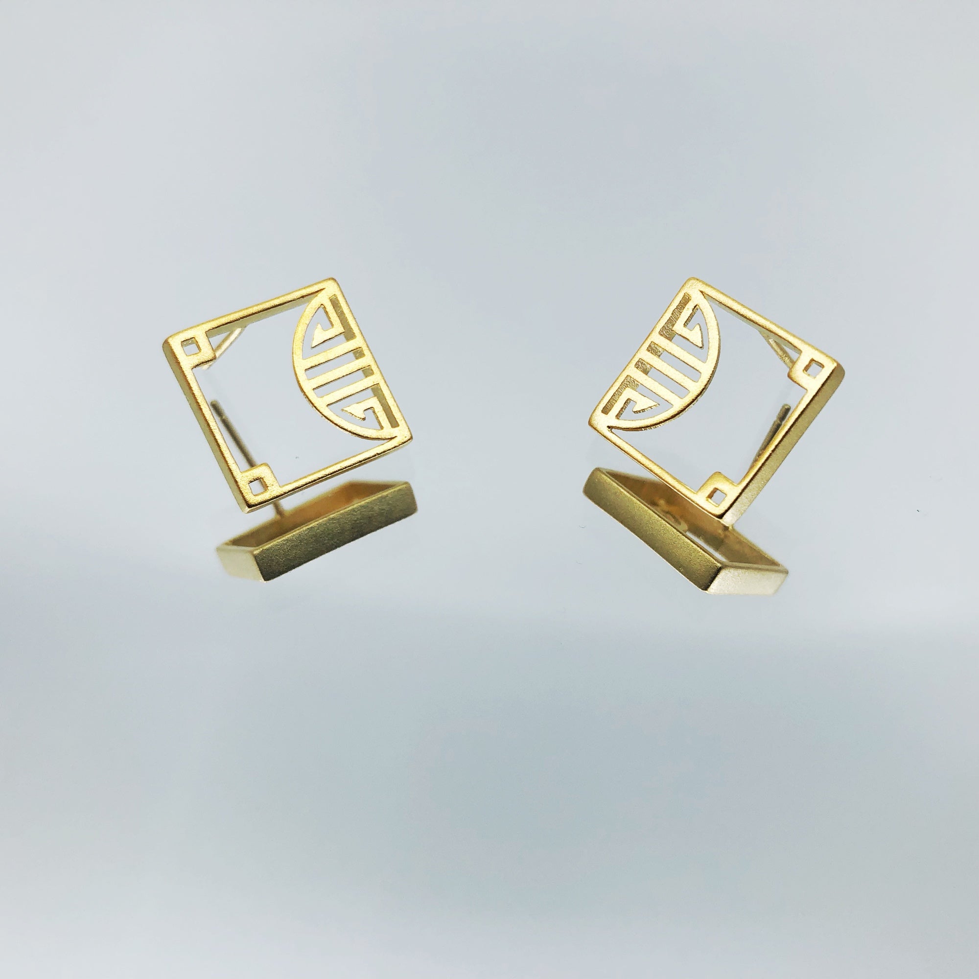 Gold Square Studs - Yun Boutique