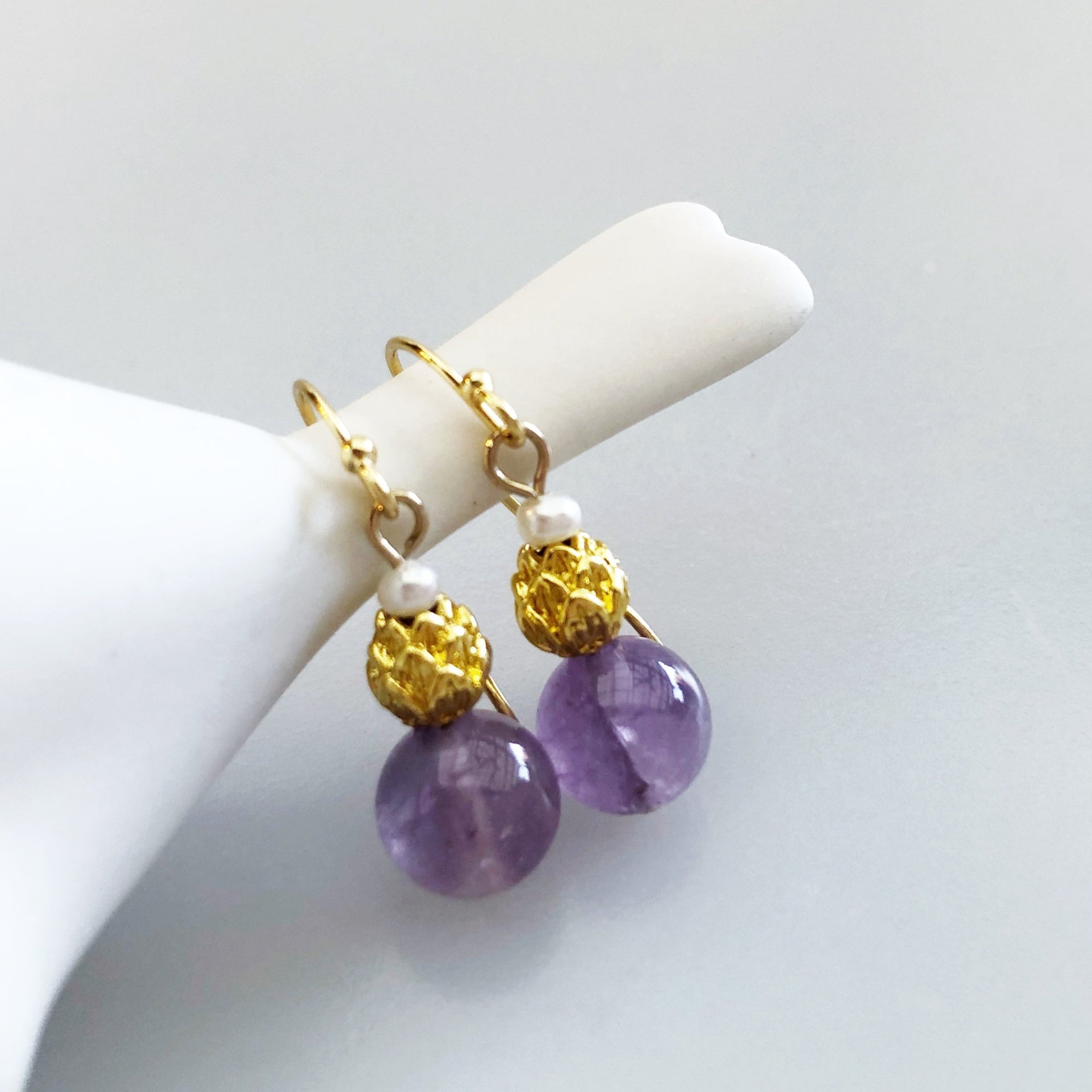 Gold Lotus Amethyst Earrings - Yun Boutique