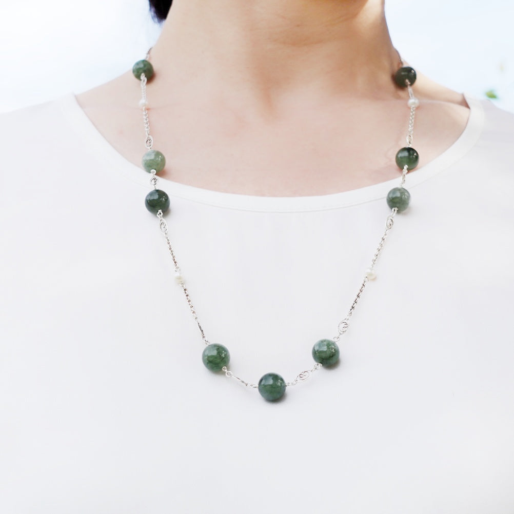 Yun Boutique The Nine Green Phantom Long Necklace