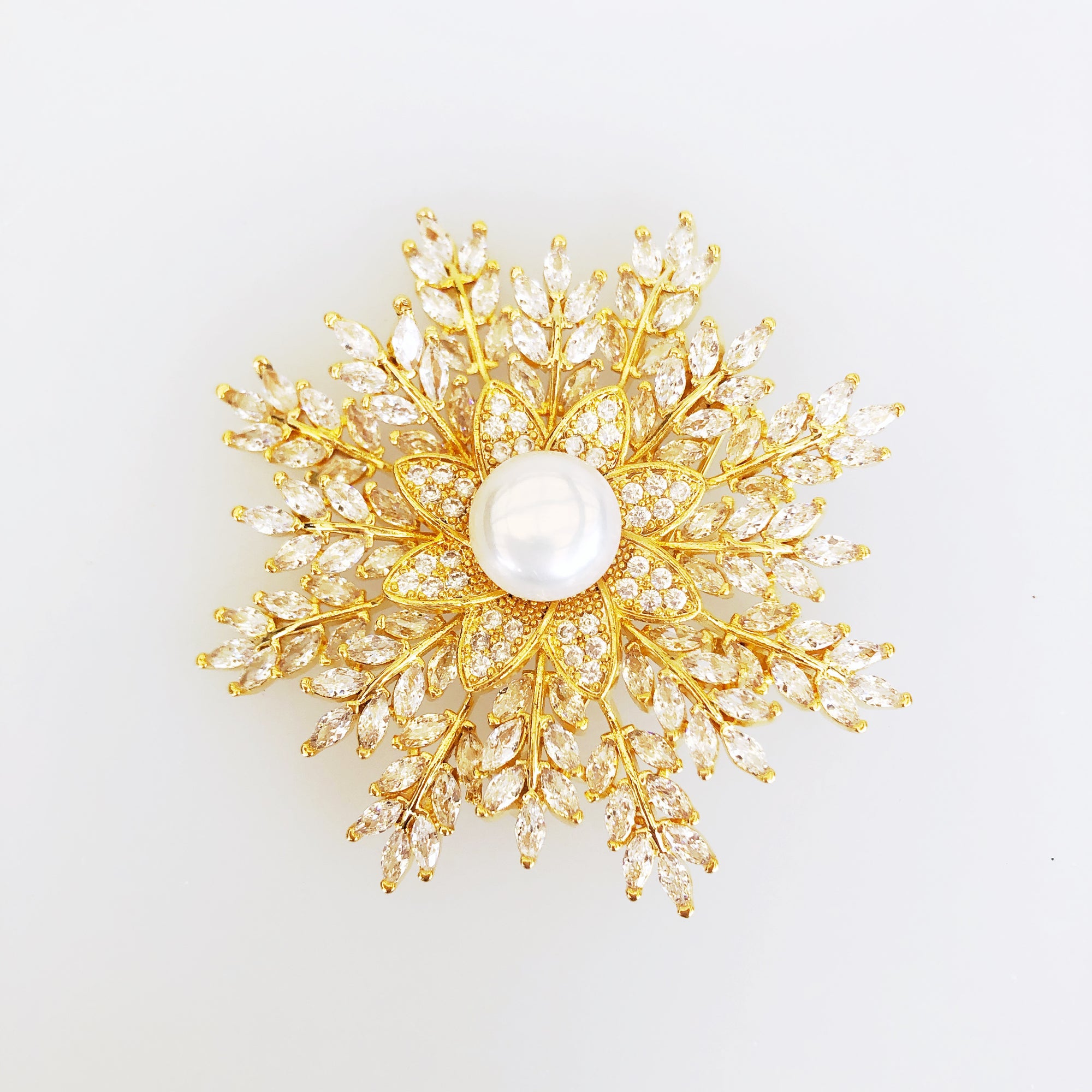 Gold Plated Snowflake Zircon Brooch Pendant