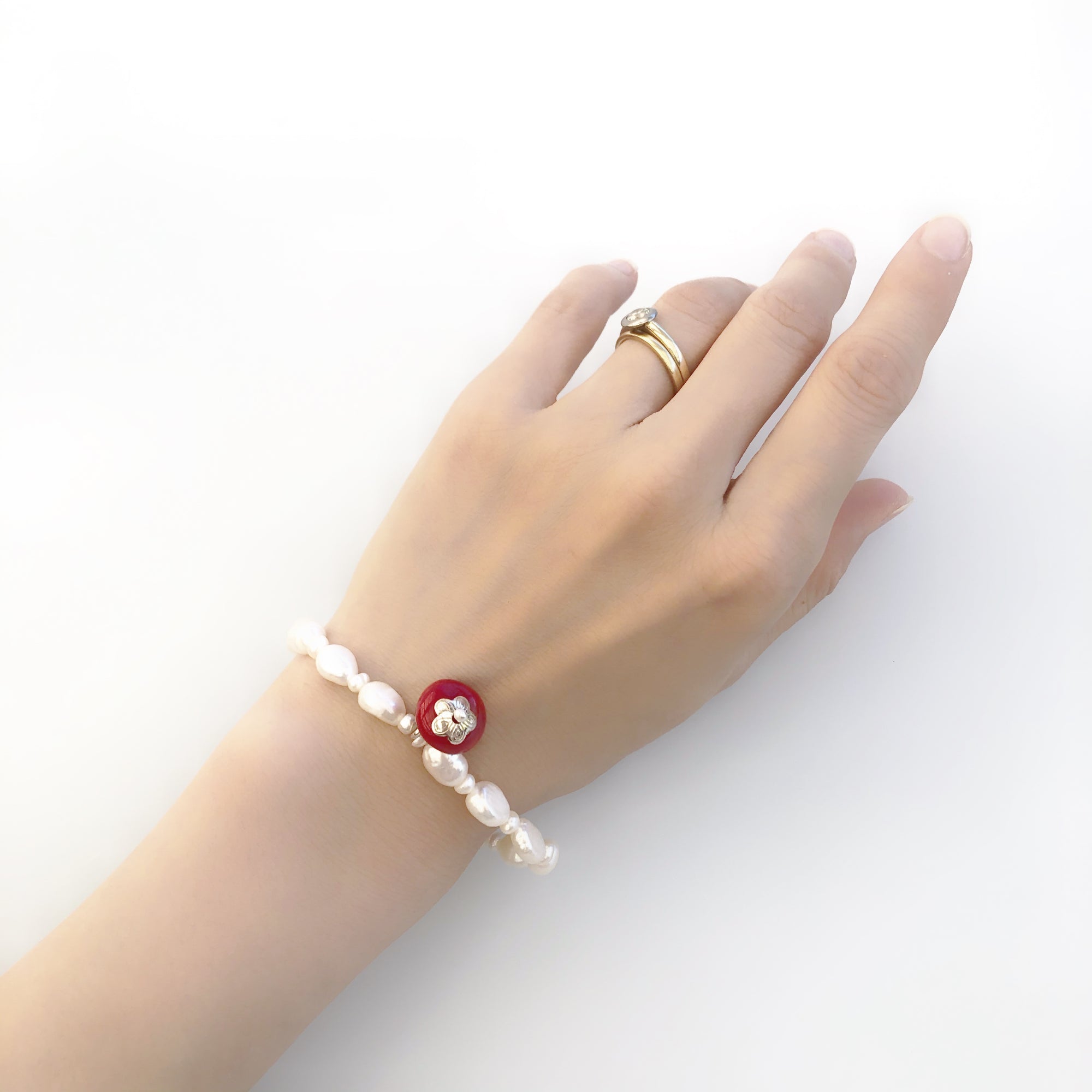 Plum Blossom Beaded Pearl and Coral Bracelet Silver - Yun Boutique