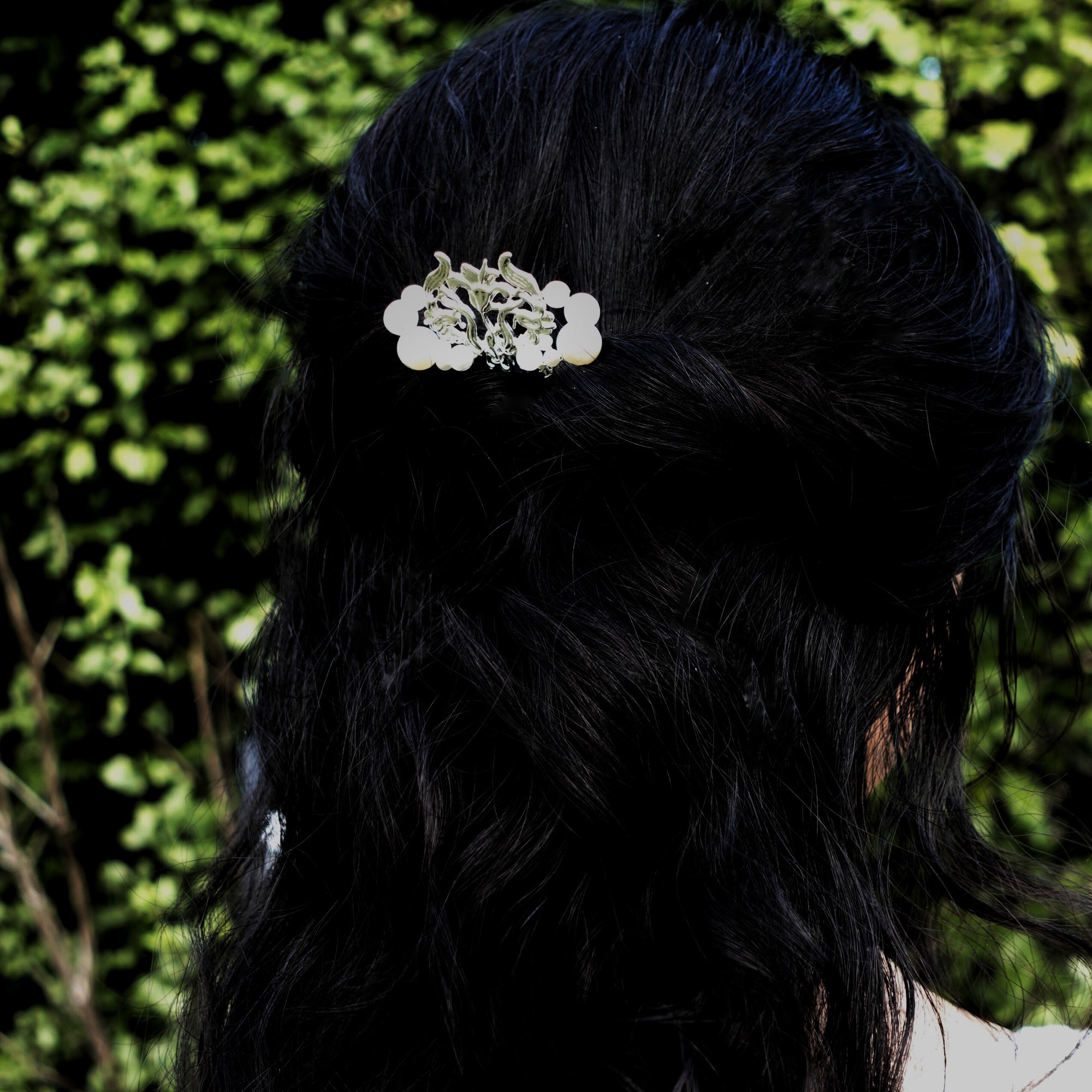 Lily Flower Hair Comb Silver - Yun Boutique