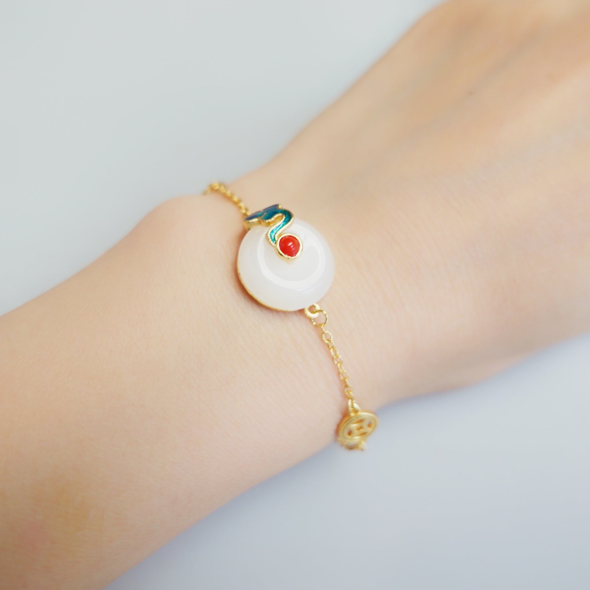 Auspicious Clouds White Jade Bracelet - Yun Boutique