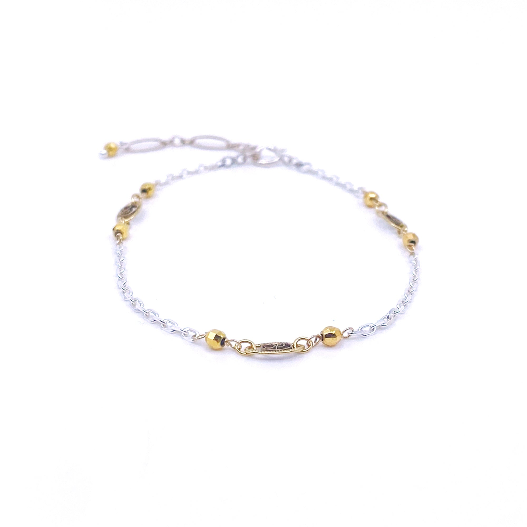 Yun Boutique Handmade Gold and Silver Auspicious Clouds Bracelet