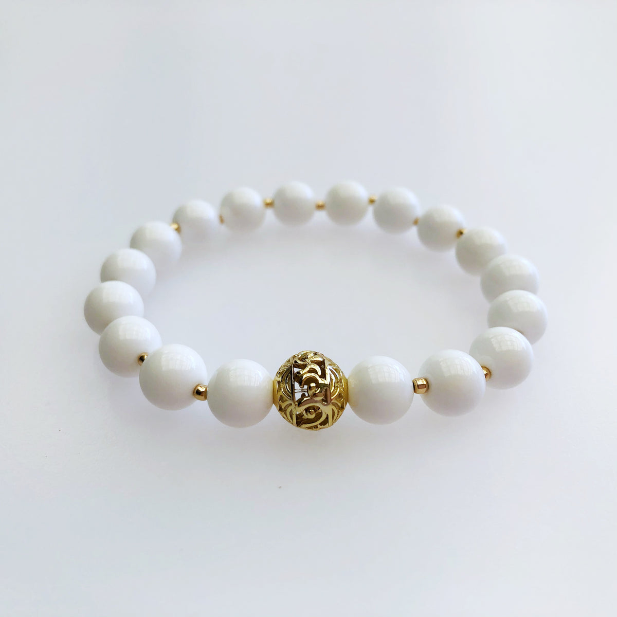 Beaded Tridacna Auspicious Clouds Bracelet