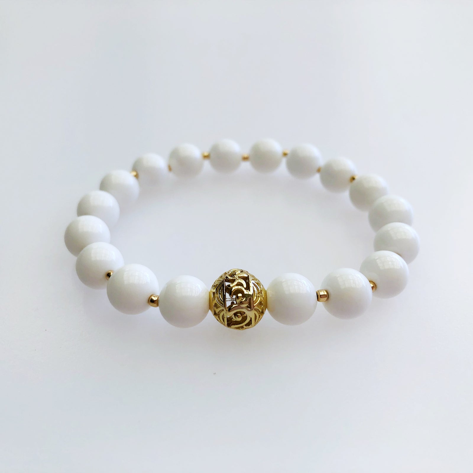 Beaded Tridacna Auspicious Clouds Bracelet