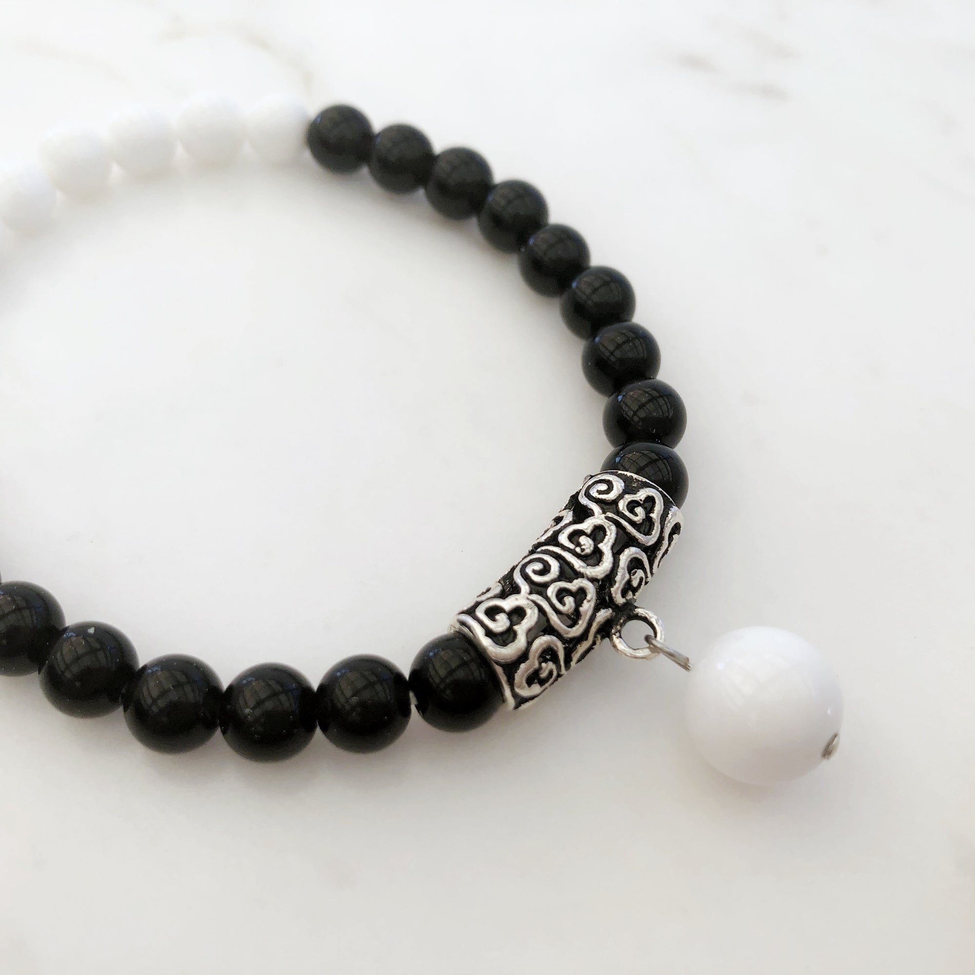 Auspicious Beaded Obsidian and Tridacna Bracelet - Yun Boutique