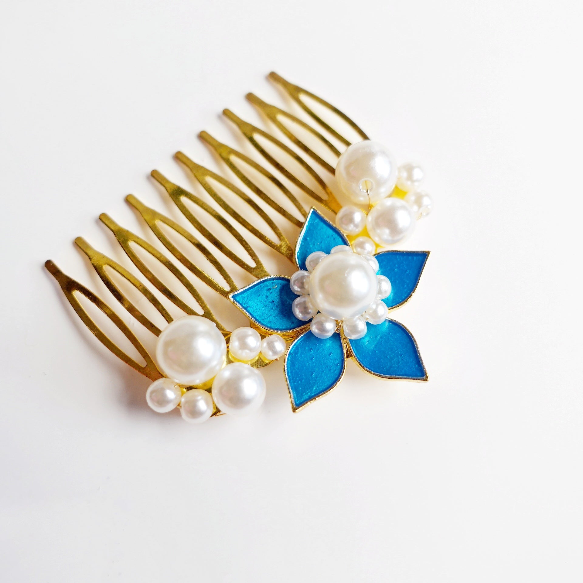 Royal Blue Enamel Flower and Pearl Hair Comb - Yun Boutique