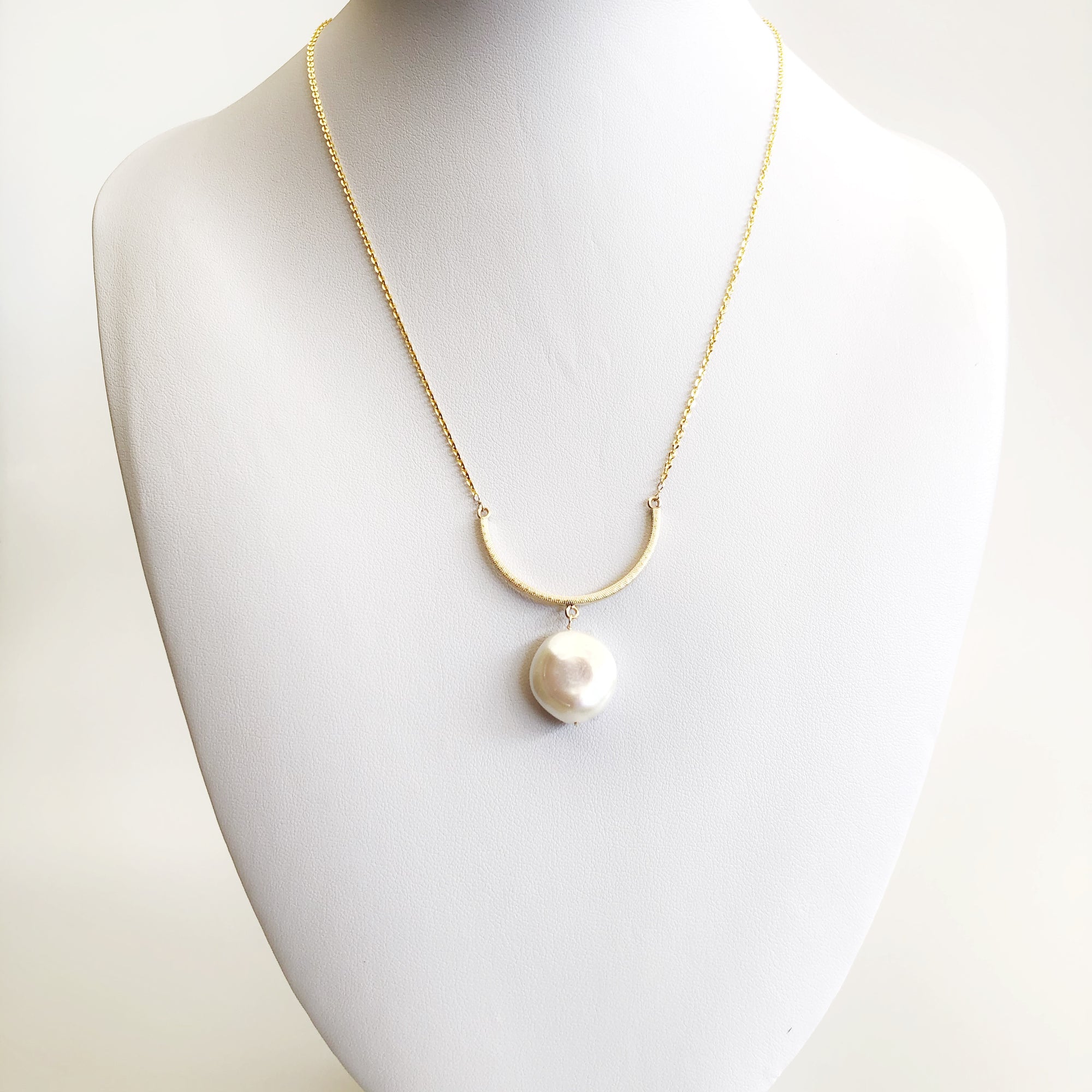 Moon Goddess Necklace - Yun Boutique