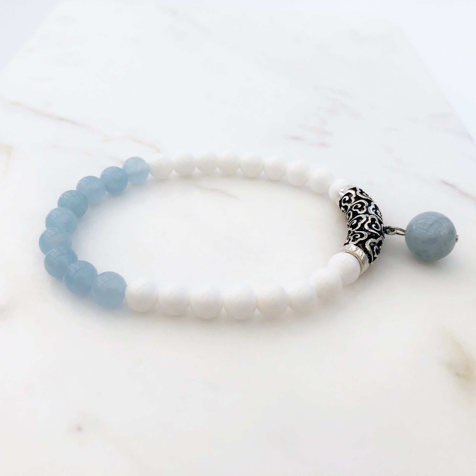 Tridacna and Aquamarine Auspicious Clouds Bracelet