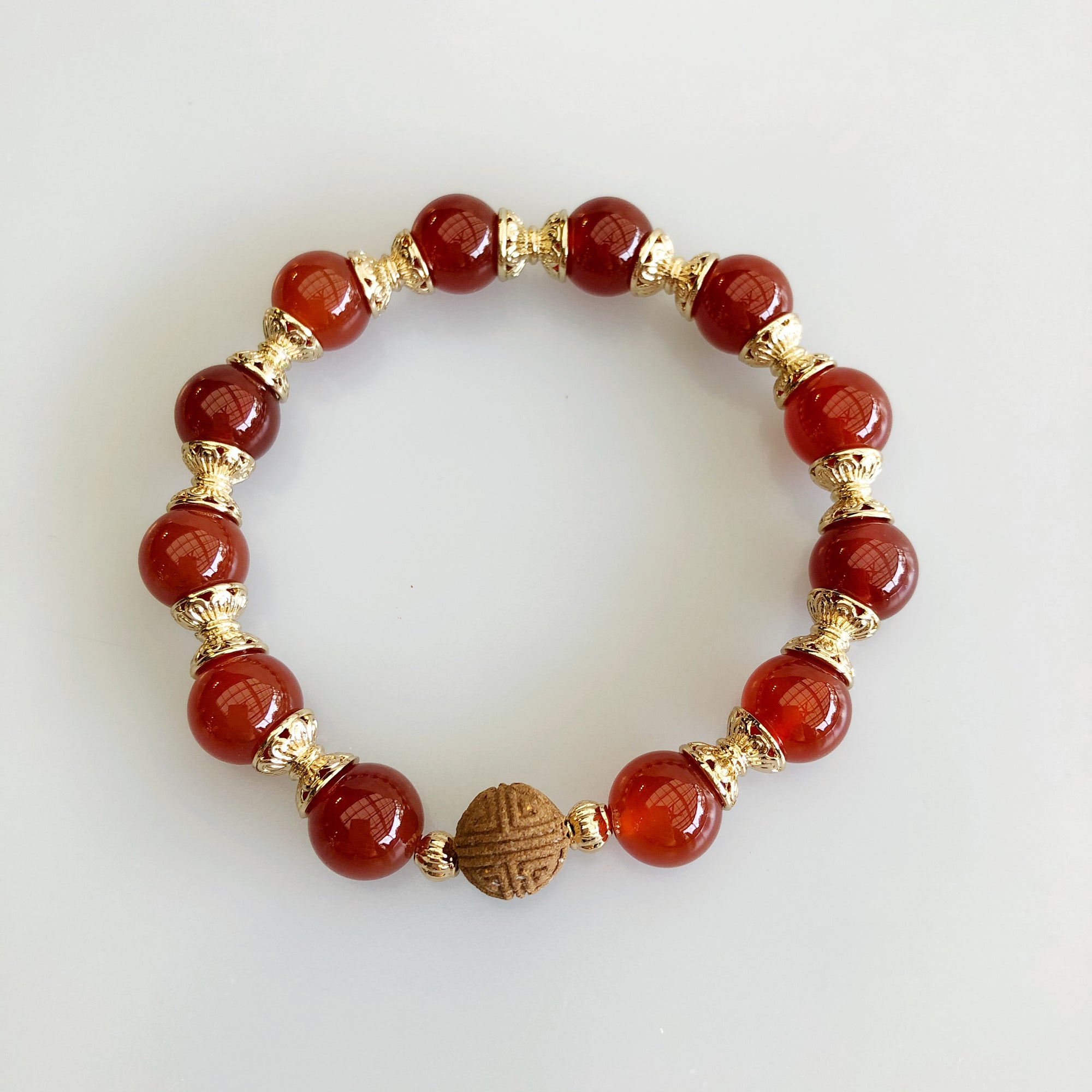 Vintage Style 10mm Carnelian Herbal Bracelet