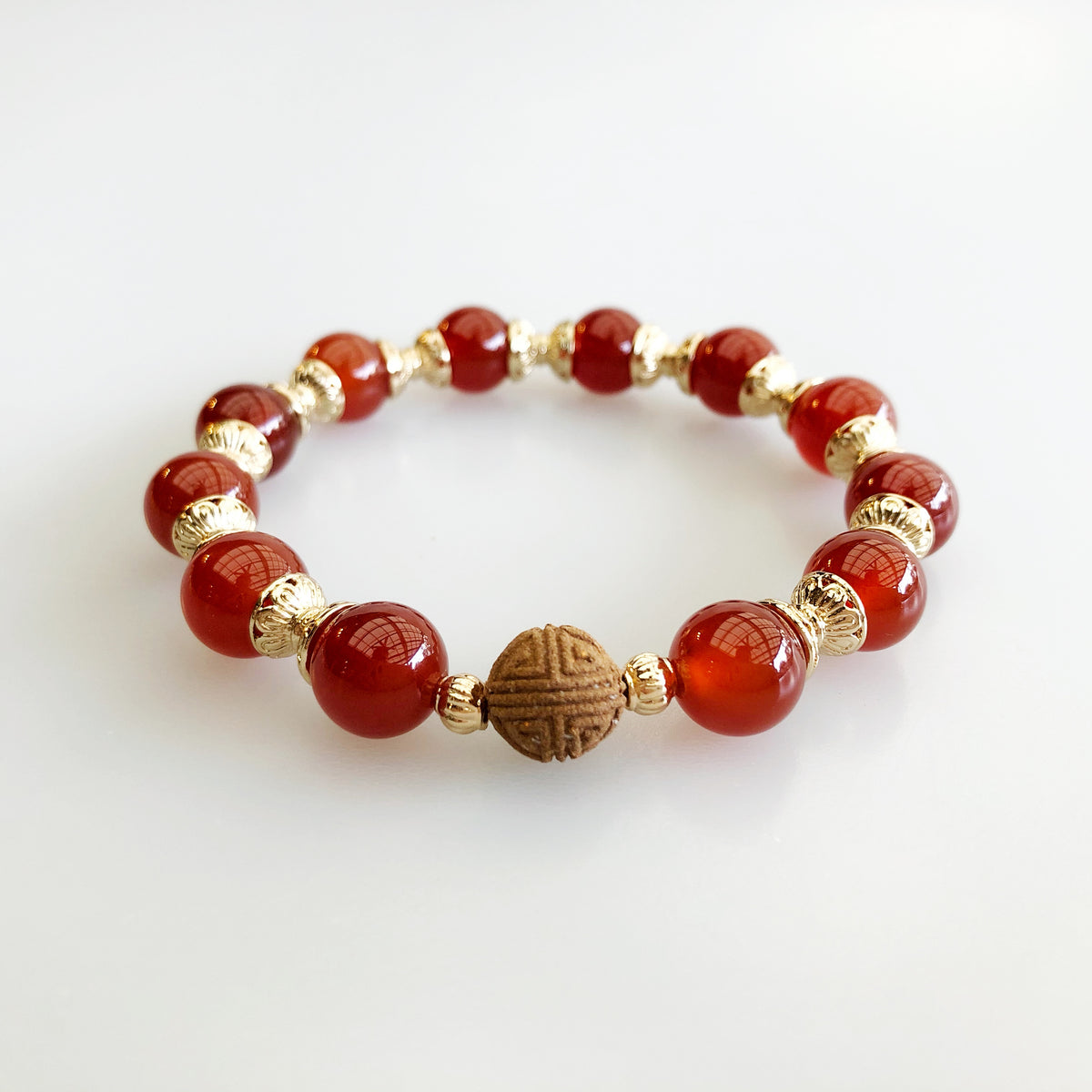 Vintage Style 10mm Carnelian Herbal Bracelet