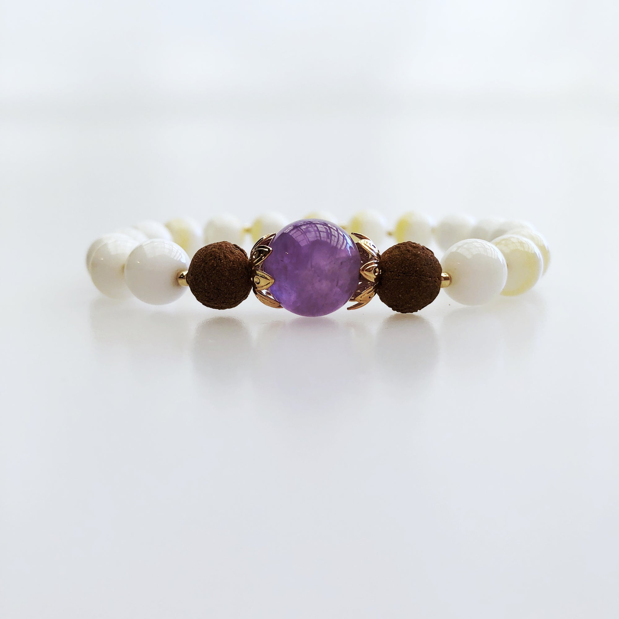 Beaded Tridacna Herbal Bracelet