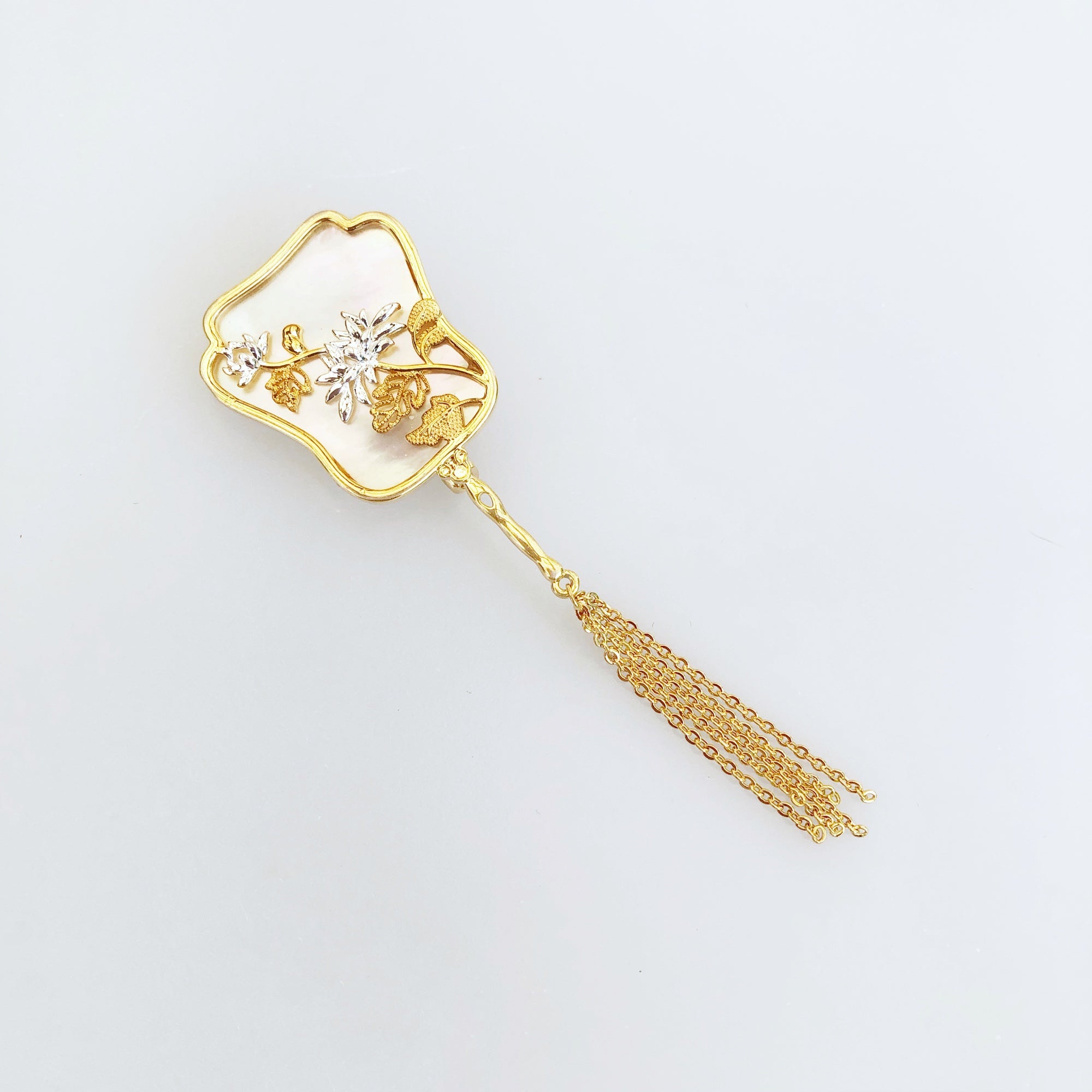 Chinese Chrysanthemum Fan Brooch - Yun Boutique