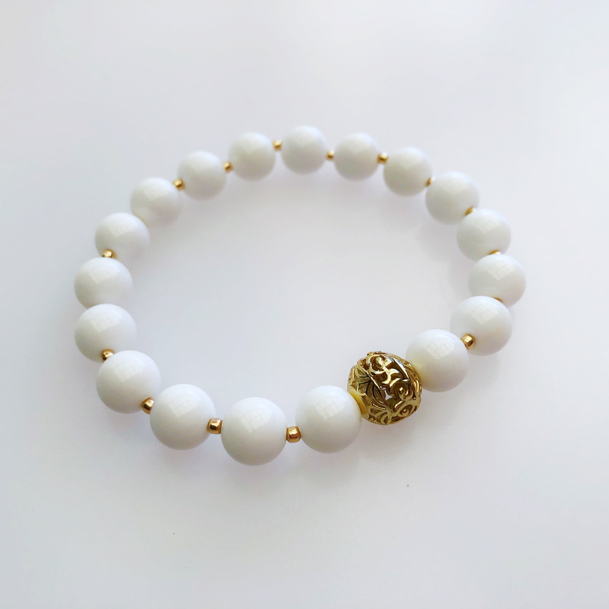 Beaded Tridacna Auspicious Clouds Bracelet