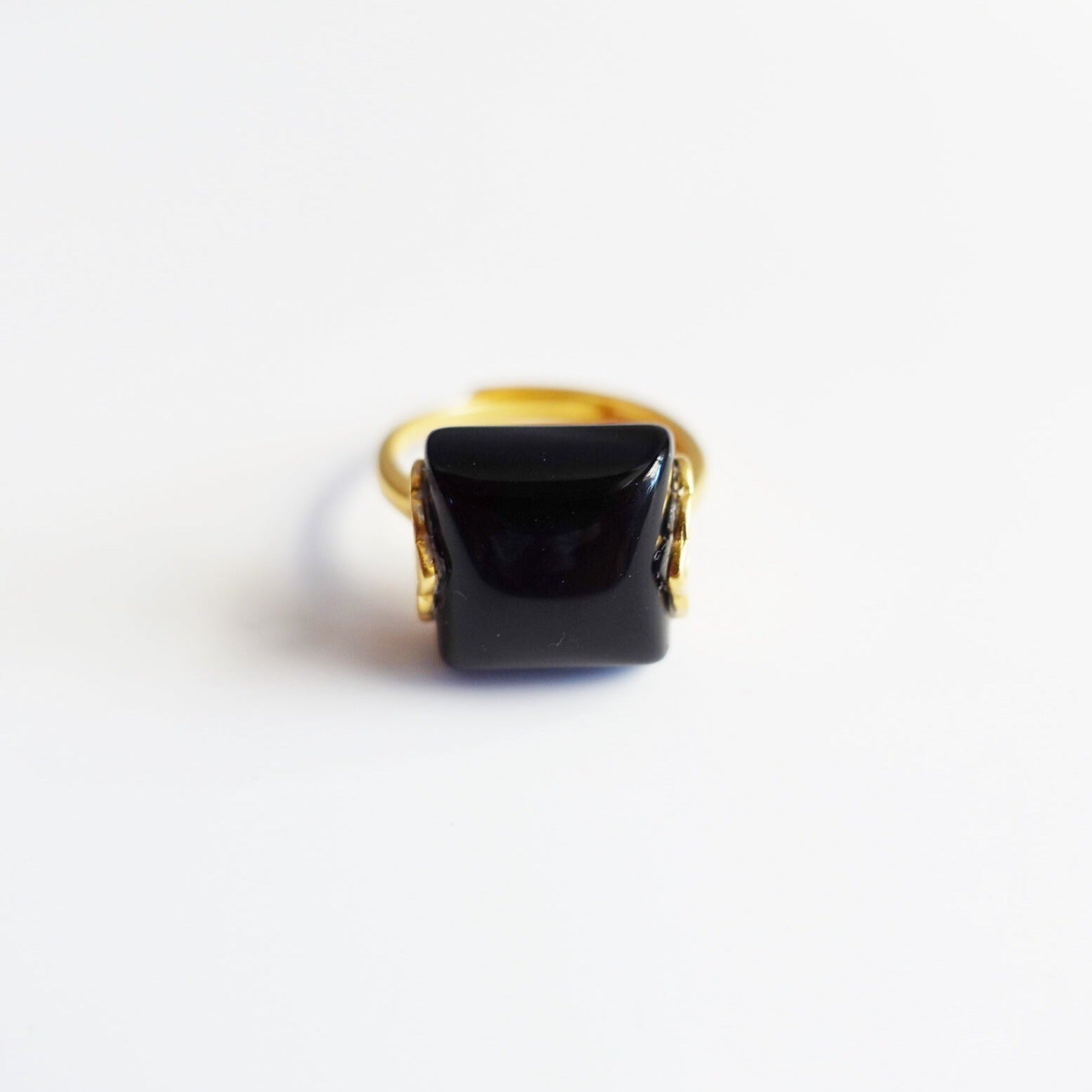 Gold Square Obsidian Ring - Yun Boutique