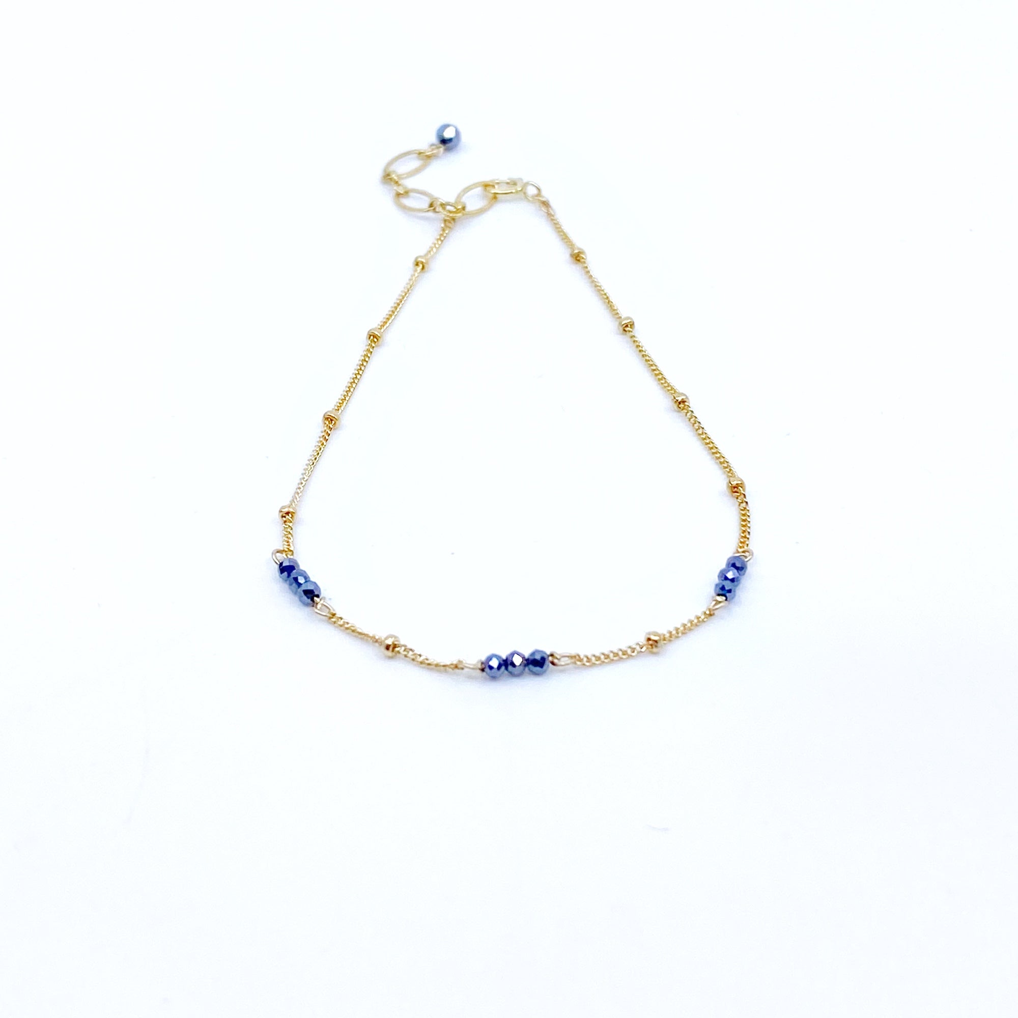 Yun Boutique The Nine Terahertz Stone Bracelet in Gold Filled