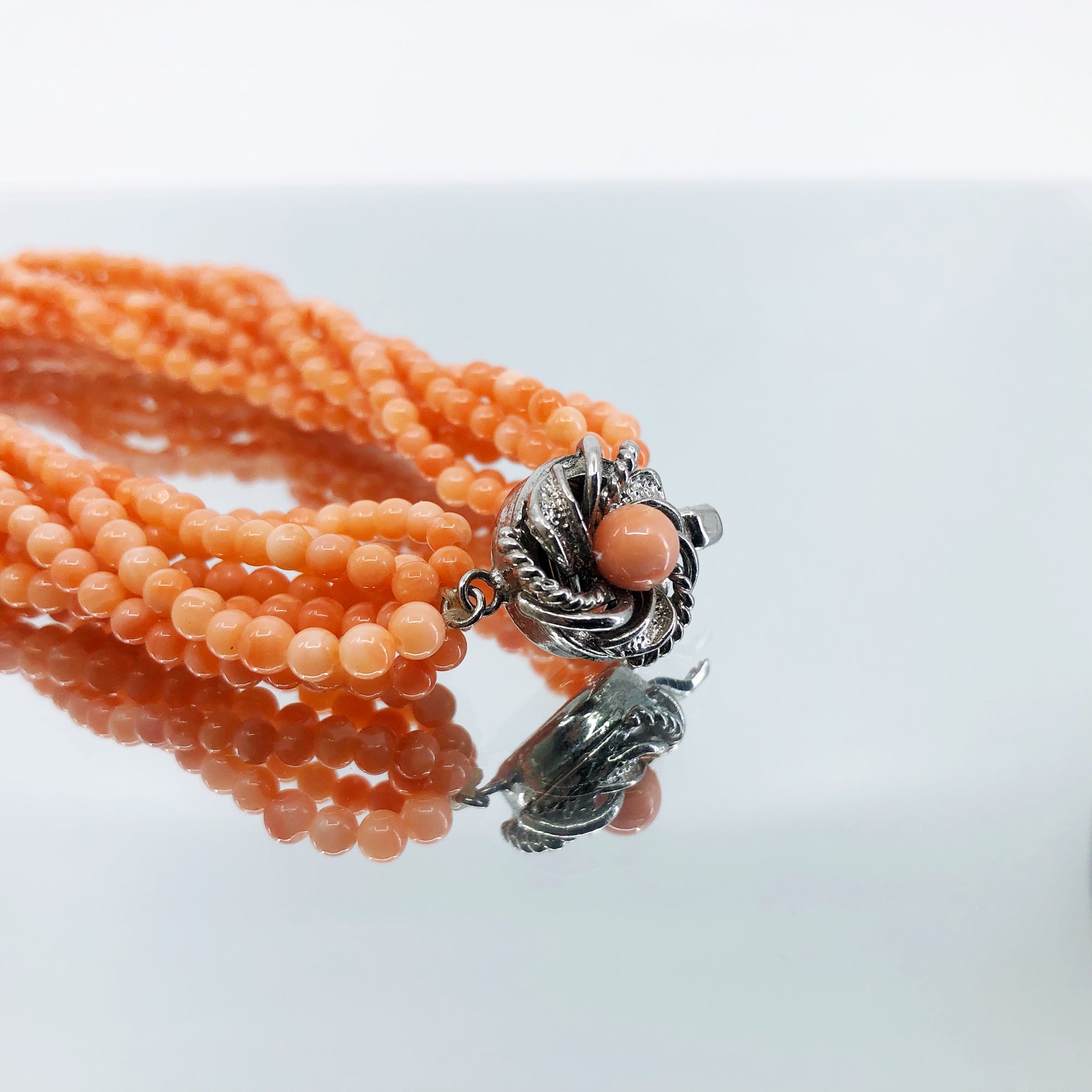 Yun Boutique Multistrand Fine Orange Coral Necklace, gemstone necklace,	vintage necklace,	handmade necklace,	boho necklace,	coral necklace, 	multistrand necklace,	orange necklace,	classic necklace,	pink orange necklace,	Asian necklace,	chinese necklace,	vintage style,	bohemian necklace