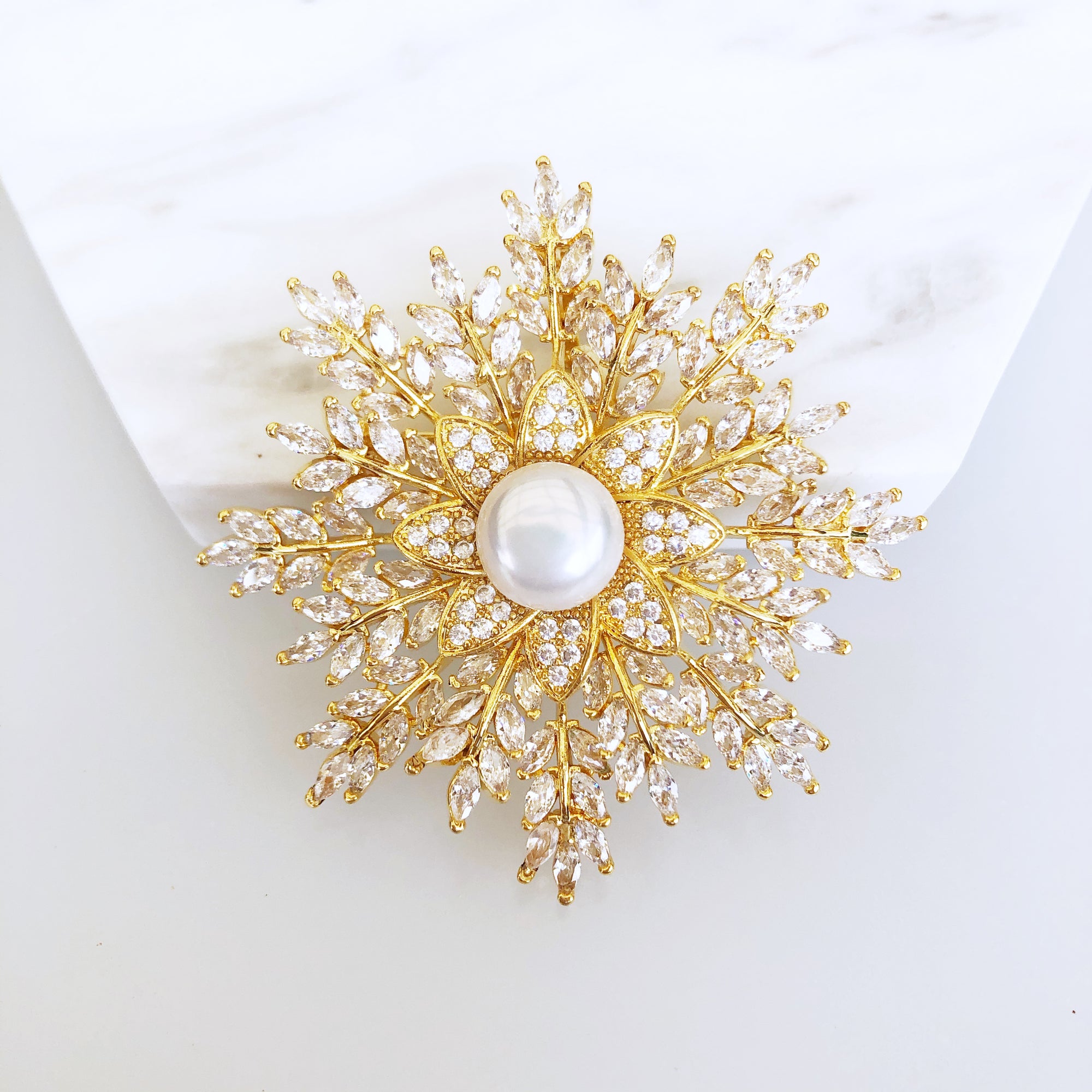 Gold Plated Snowflake Zircon Brooch Pendant