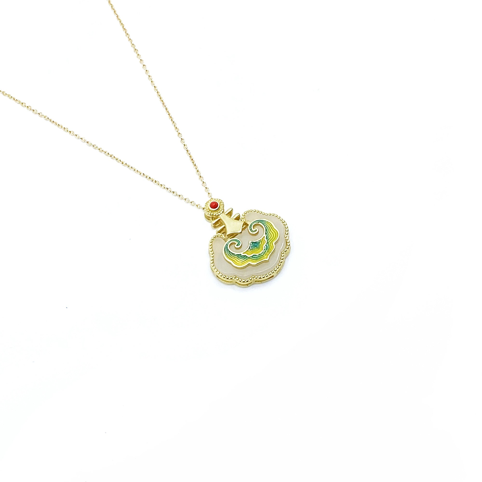 Yun Boutique Gold Pipa Auspicious Clouds Hetian Jade Necklace