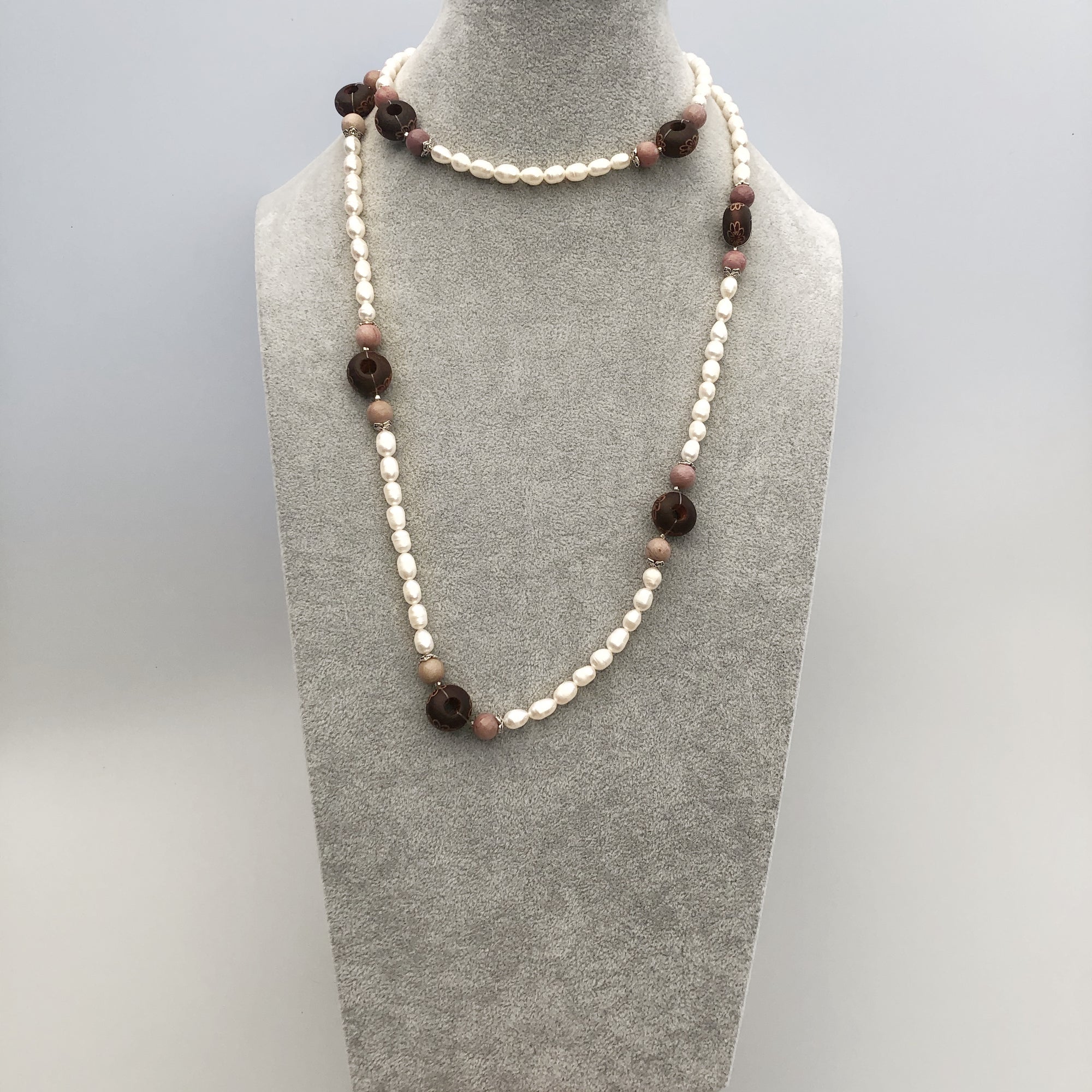 Return to Origin Beaded Wood and Pearl Necklace