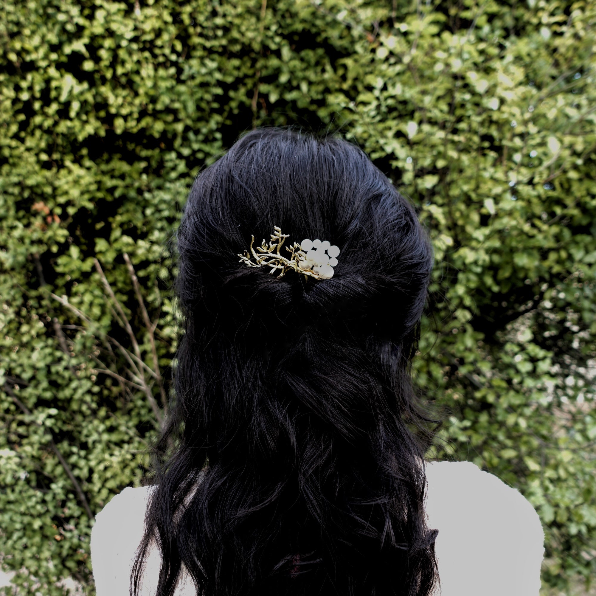 Divine Lotus Hair Comb Gold - Yun Boutique