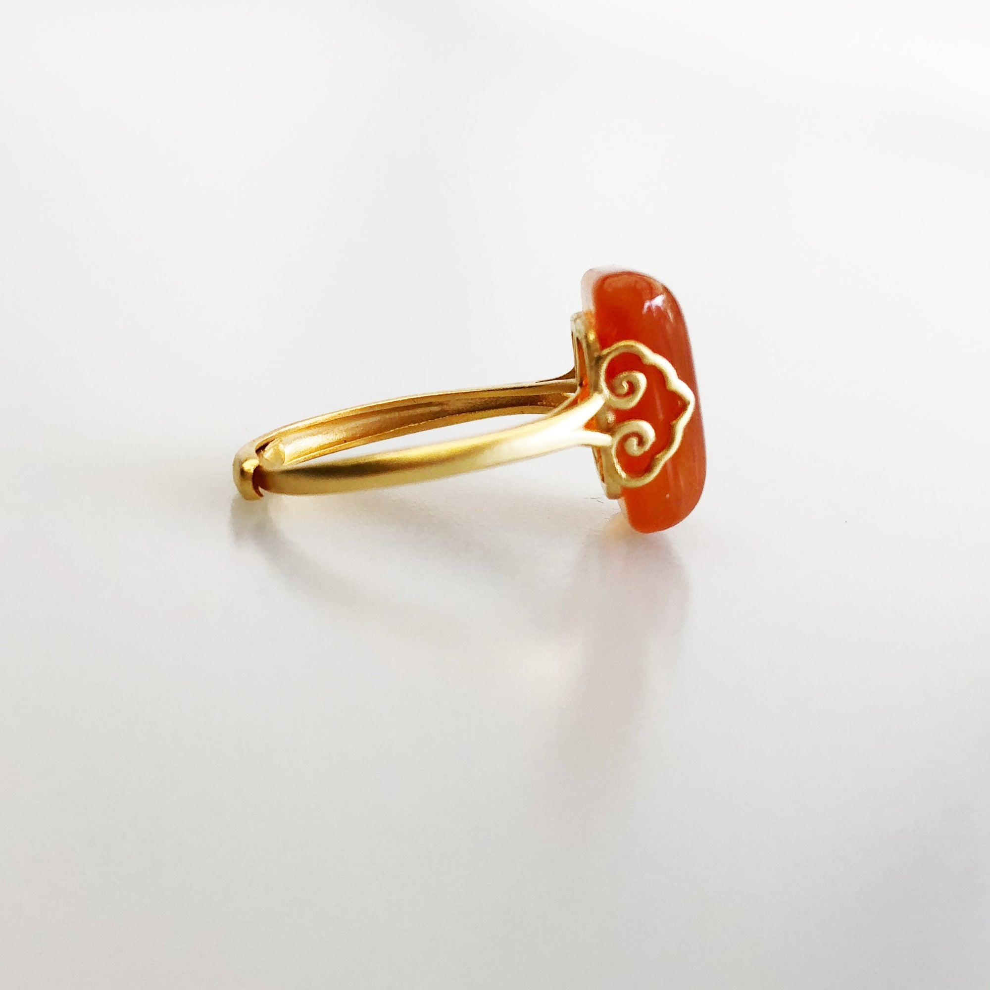 Gold Rectangle Carnelian Ring - Yun Boutique