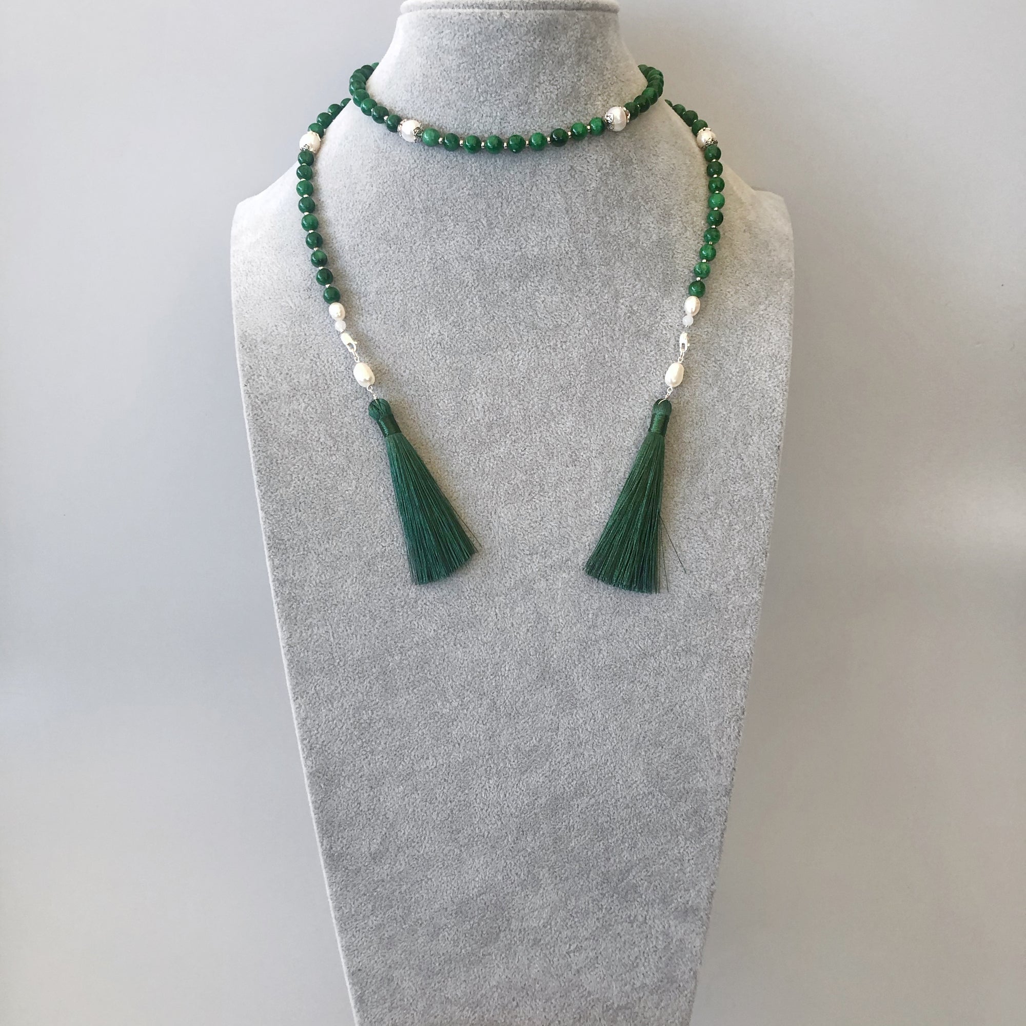 Yun Boutique Return to Origin Jadeite Lariat Green Tassel Necklace Set