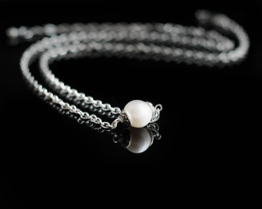 Sterling Silver Pearl Necklace - Yun Boutique