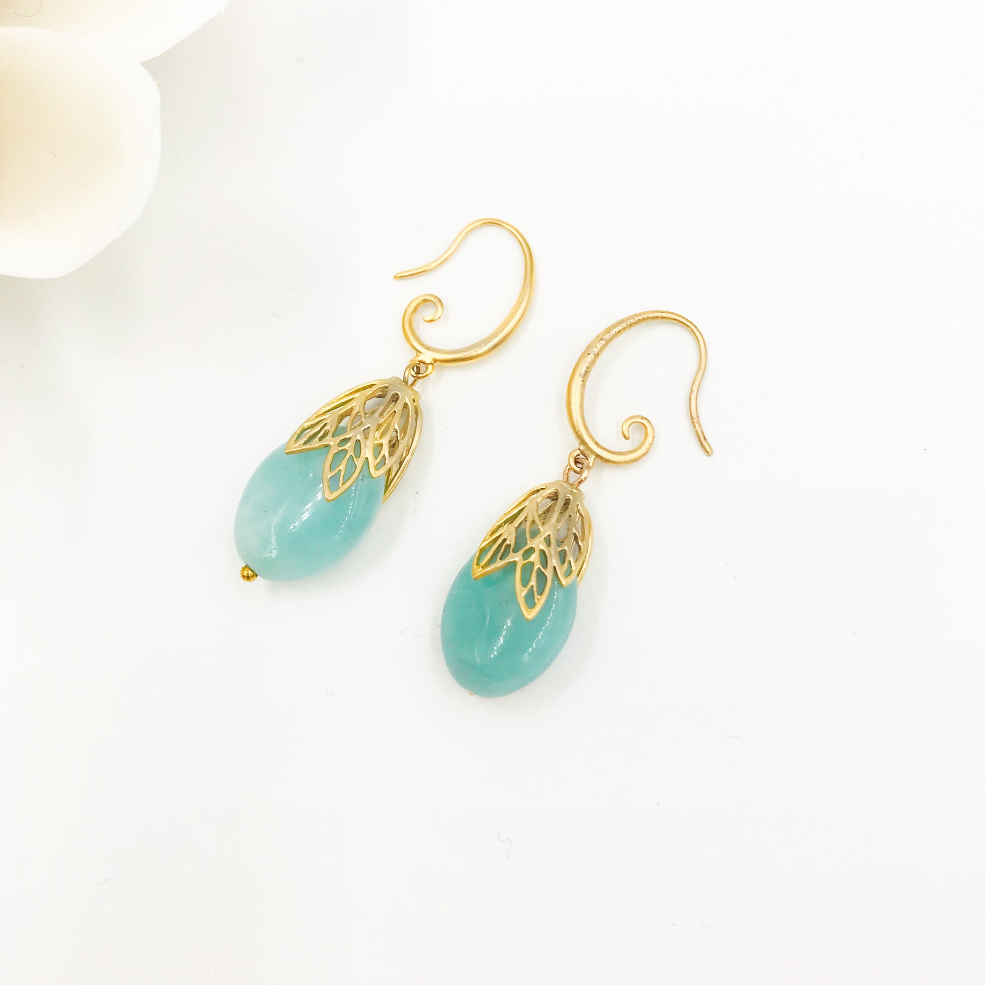 Gold Leaf Amazonite Earrings - Yun Boutique