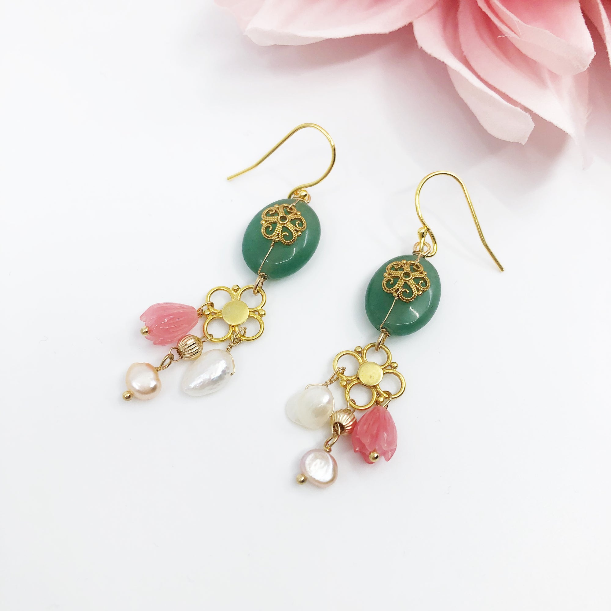 Gold Filigree Flower Aventurine Earrings